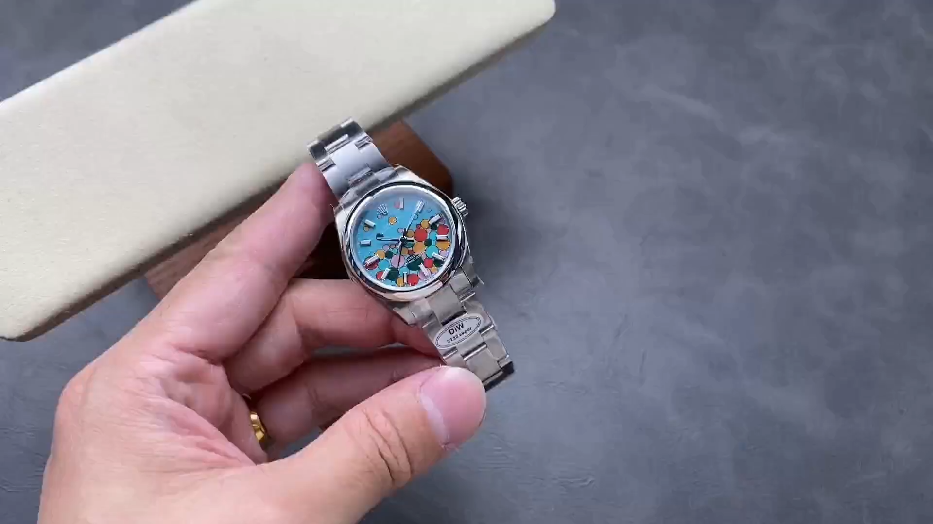Replica Rolex Oyster Perpetual 31mm Celebration Dial 277200