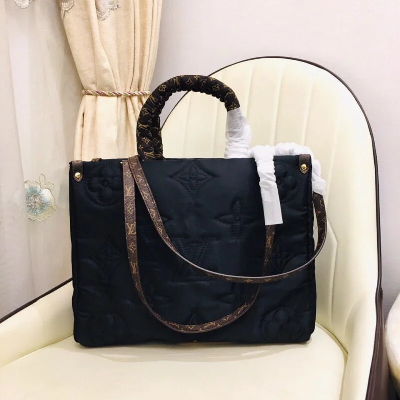 Louis Vuitton Onthego Gm Tote Bag- Black