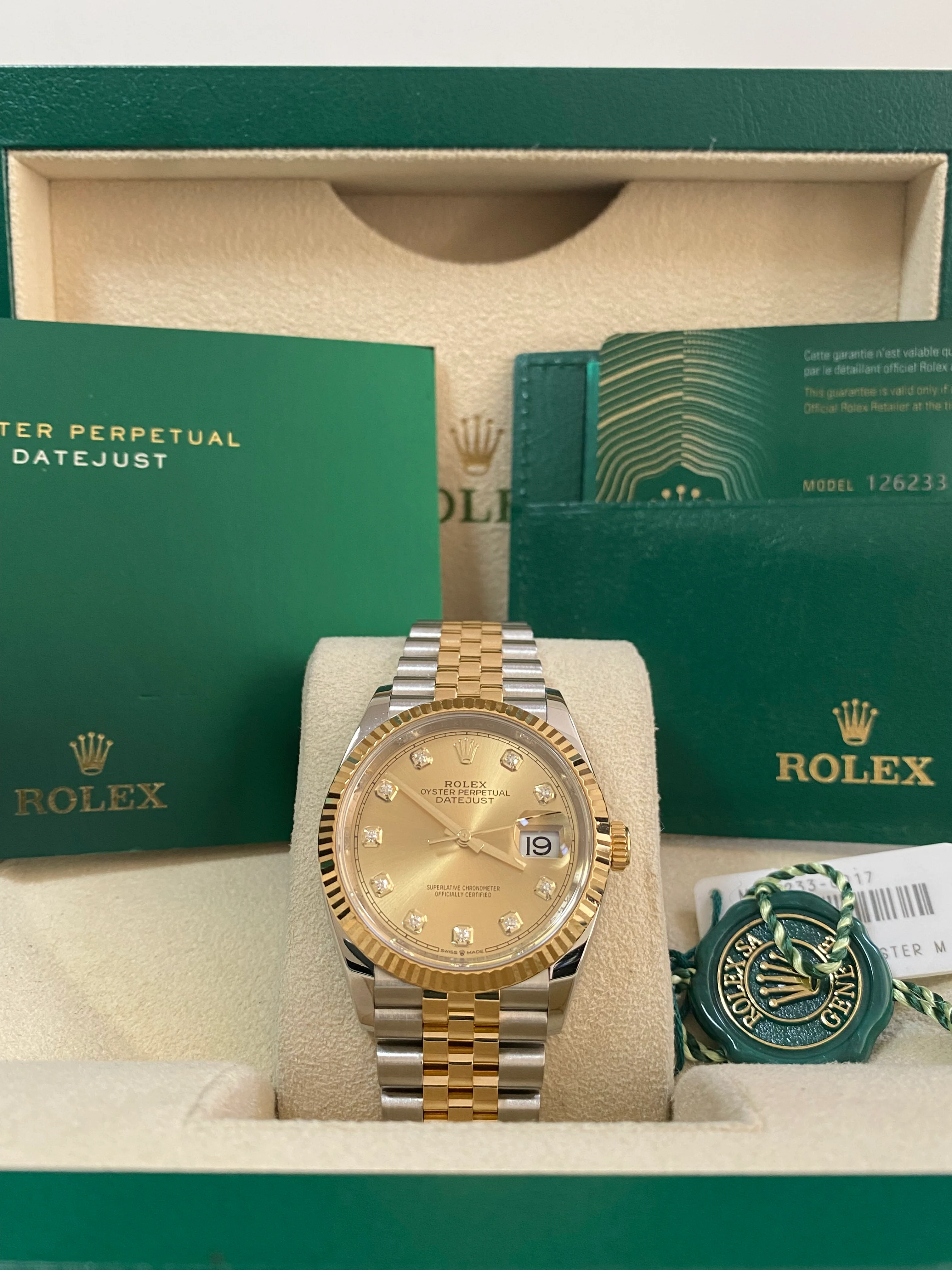 Rolex Yellow Gold Rolesor Datejust 36 - 2020 - Factory Diamond Dial - Jubilee Bracelet - 126233 *FULL SET*