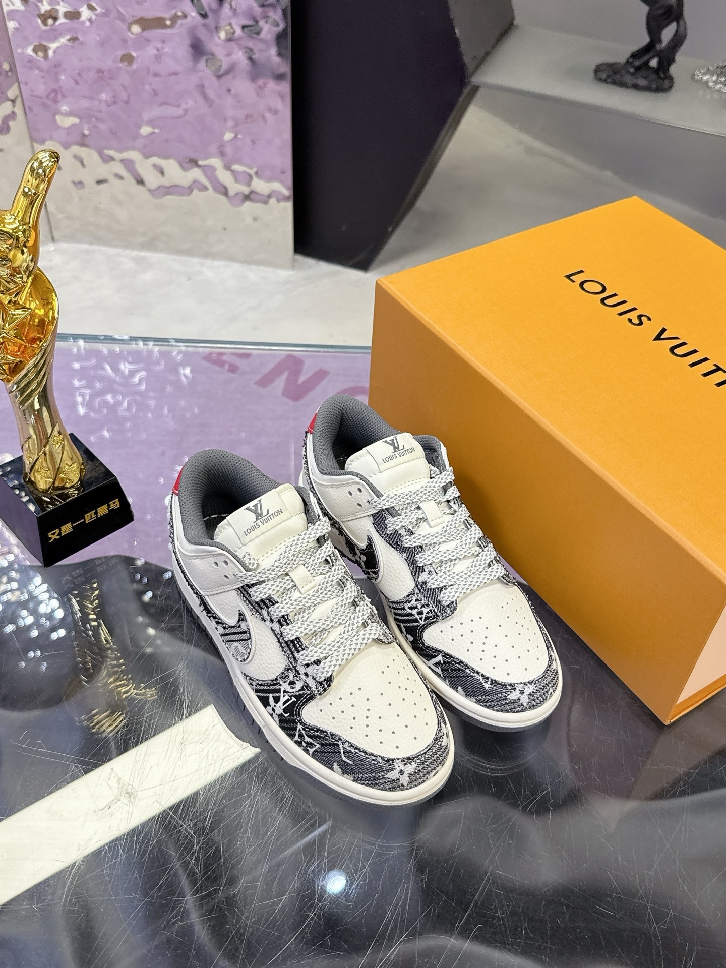 NK Air1 Low x LXV detail 5