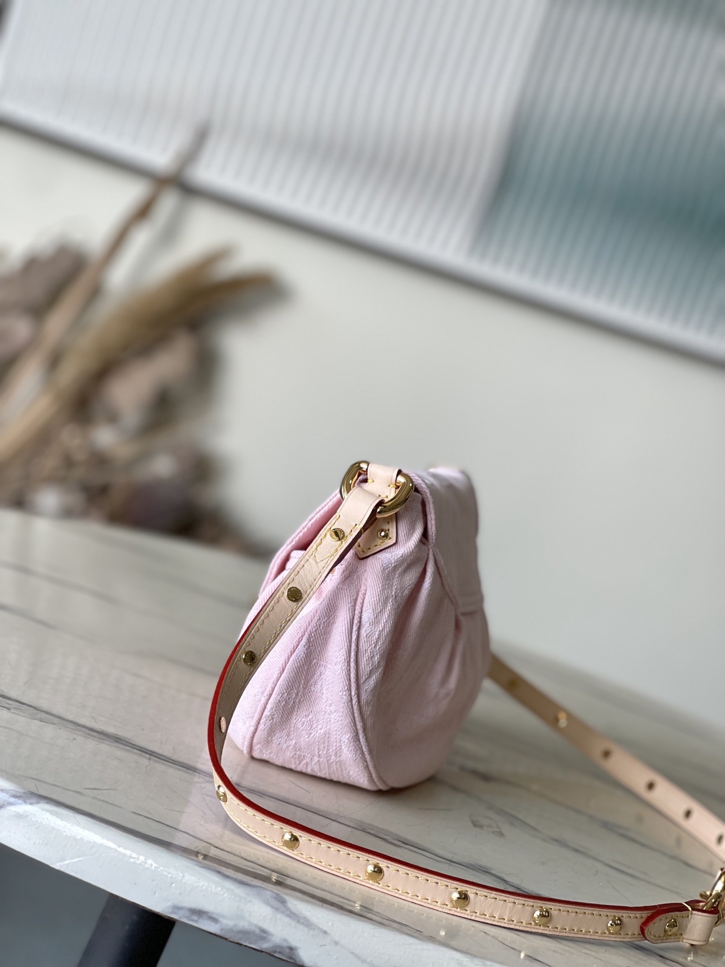 Louis Vuitton M13347 Women Shoulder Bag Size 27*18*3cm