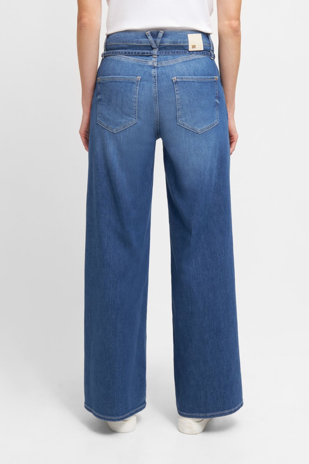 ‌Comfort Flare High Waist Jeans