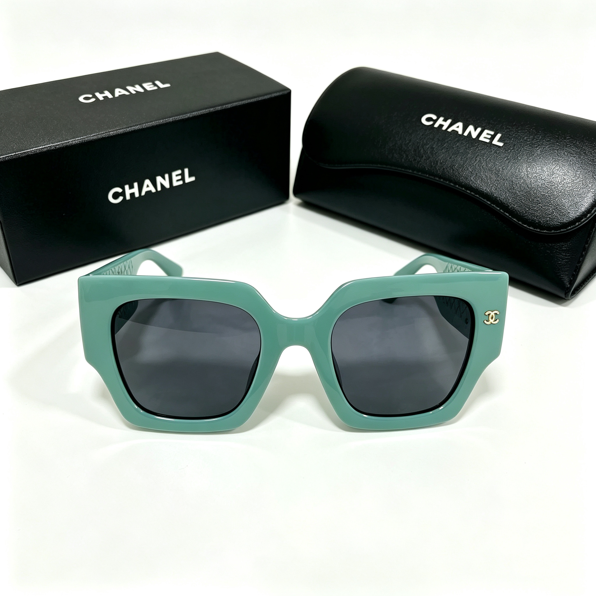 CC — Sunglasses Style 3