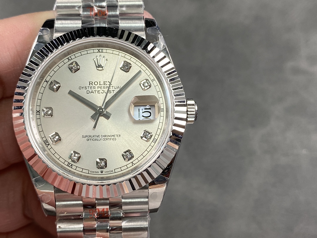 Rolex Datejust II 116334 Silver Diamond Dial 41mm Mens Replica Watch