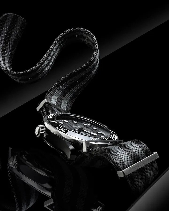 SEAMASTERDIVER 300M43.5 MM BLACK CERAMIC ON NATO STRAP