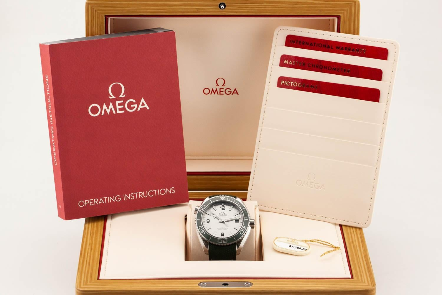 Omega Planet Ocean 8900 43.5mm Grey / Green 215.32.44.21.06.001