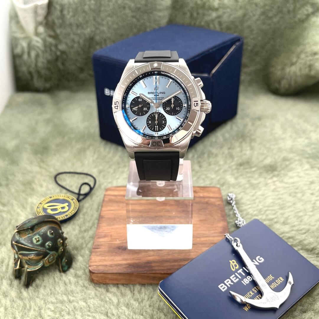 Chronomat B01 42