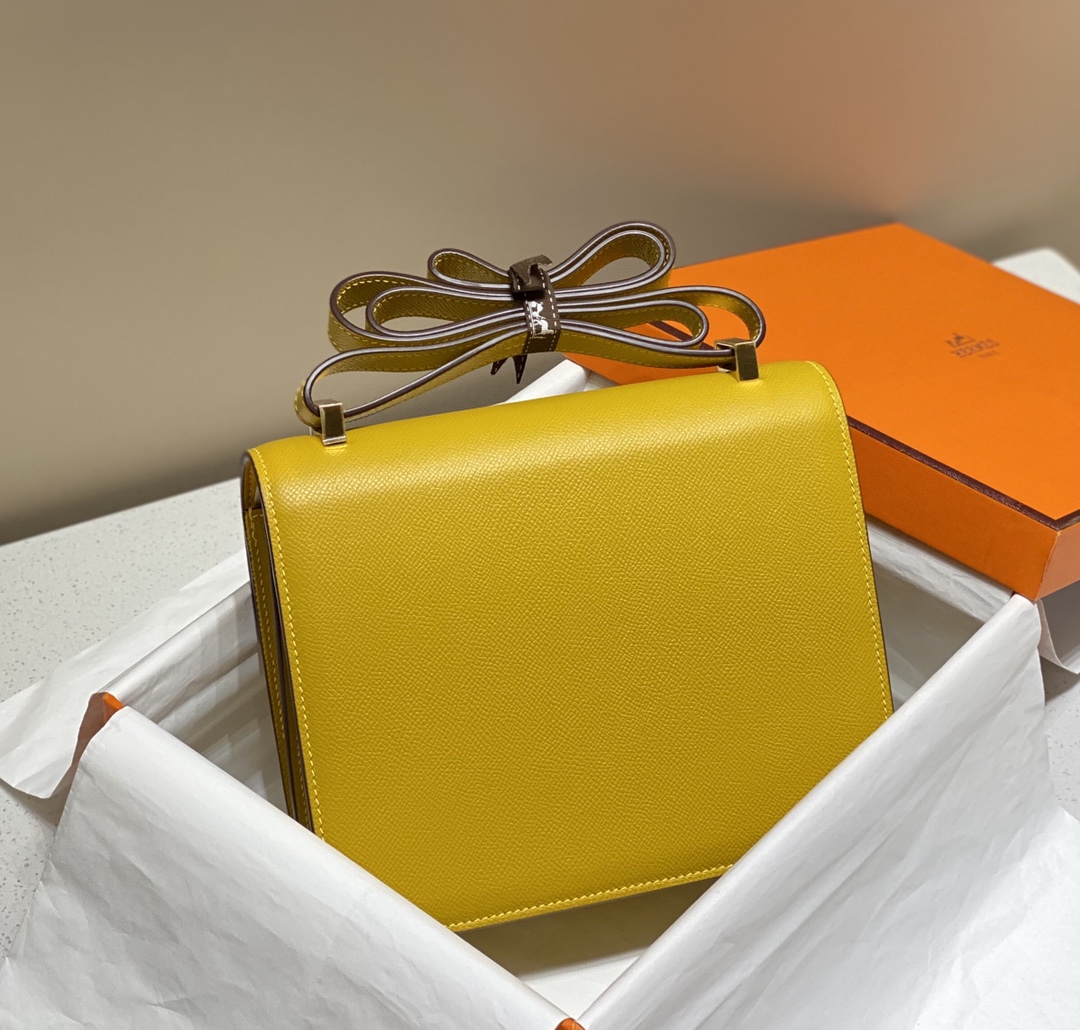 Hermes Constance Mini 19-24