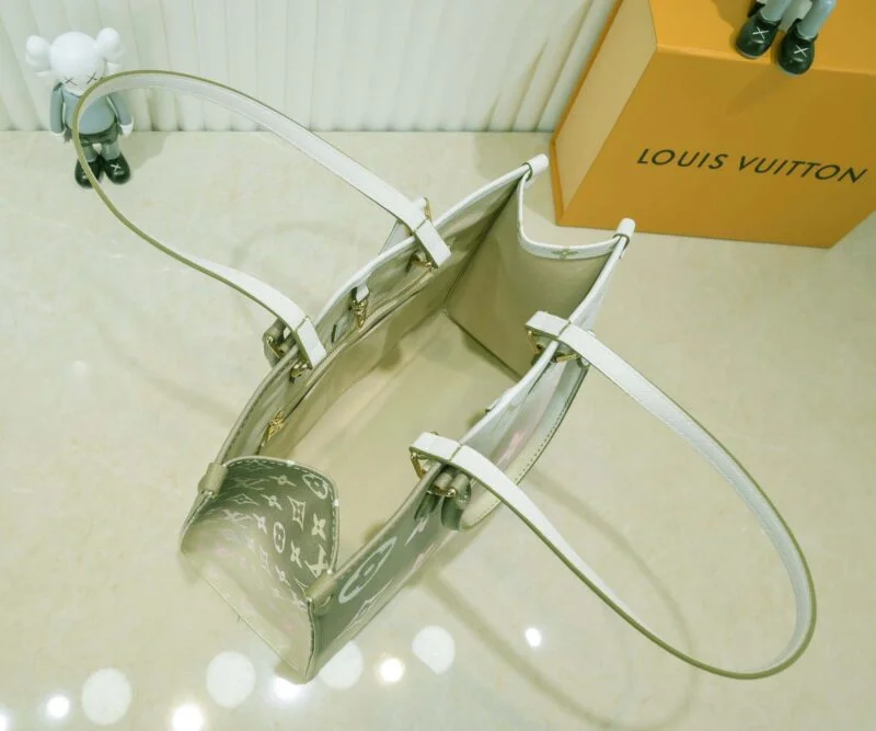 Louis Vuitton Onthego Mm/Gm Tote Bag