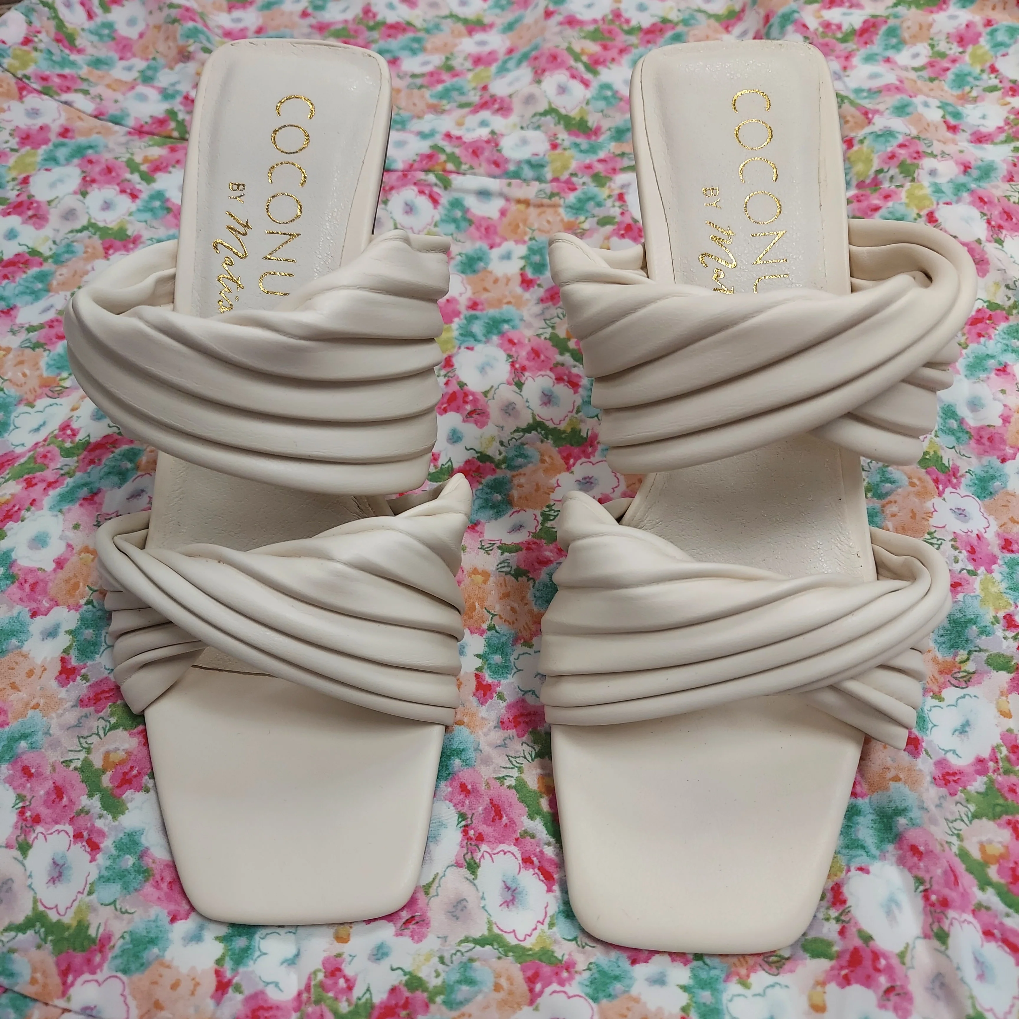 Layla Knot Heel 鈥?Ivory