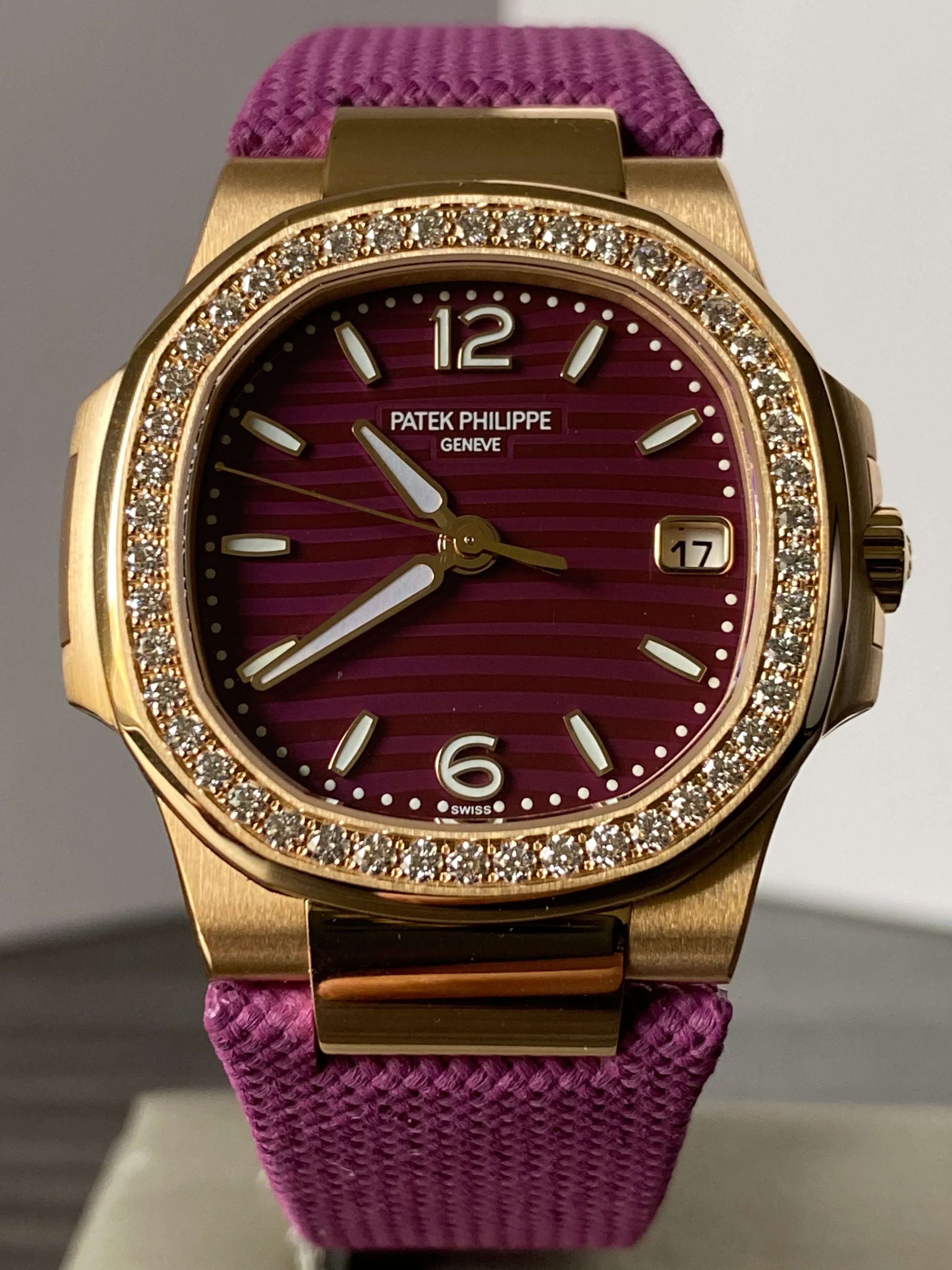 Patek Philippe Ladies Nautilus - 7010R-013