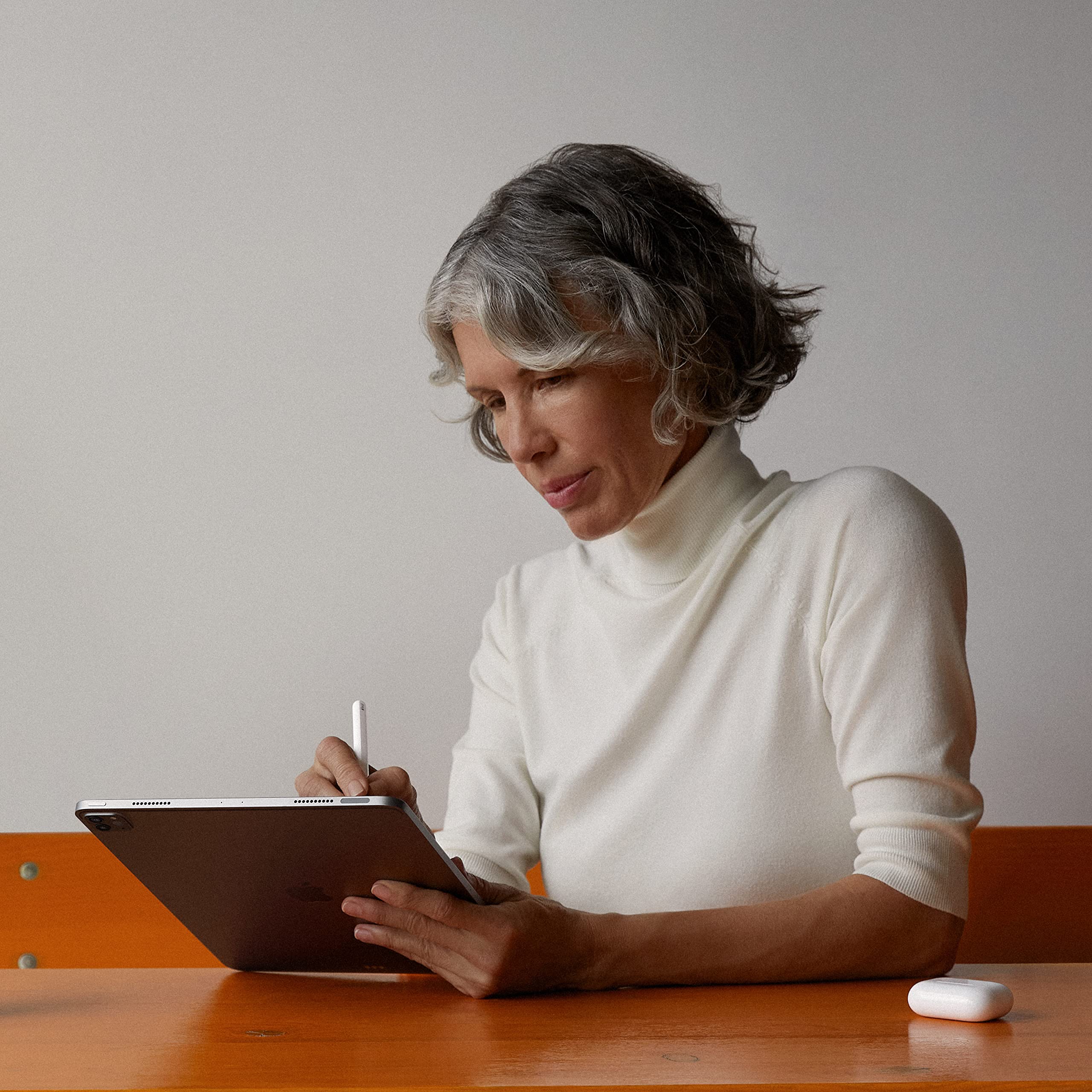 iPad Pro 12.9-inch (6th Generation)