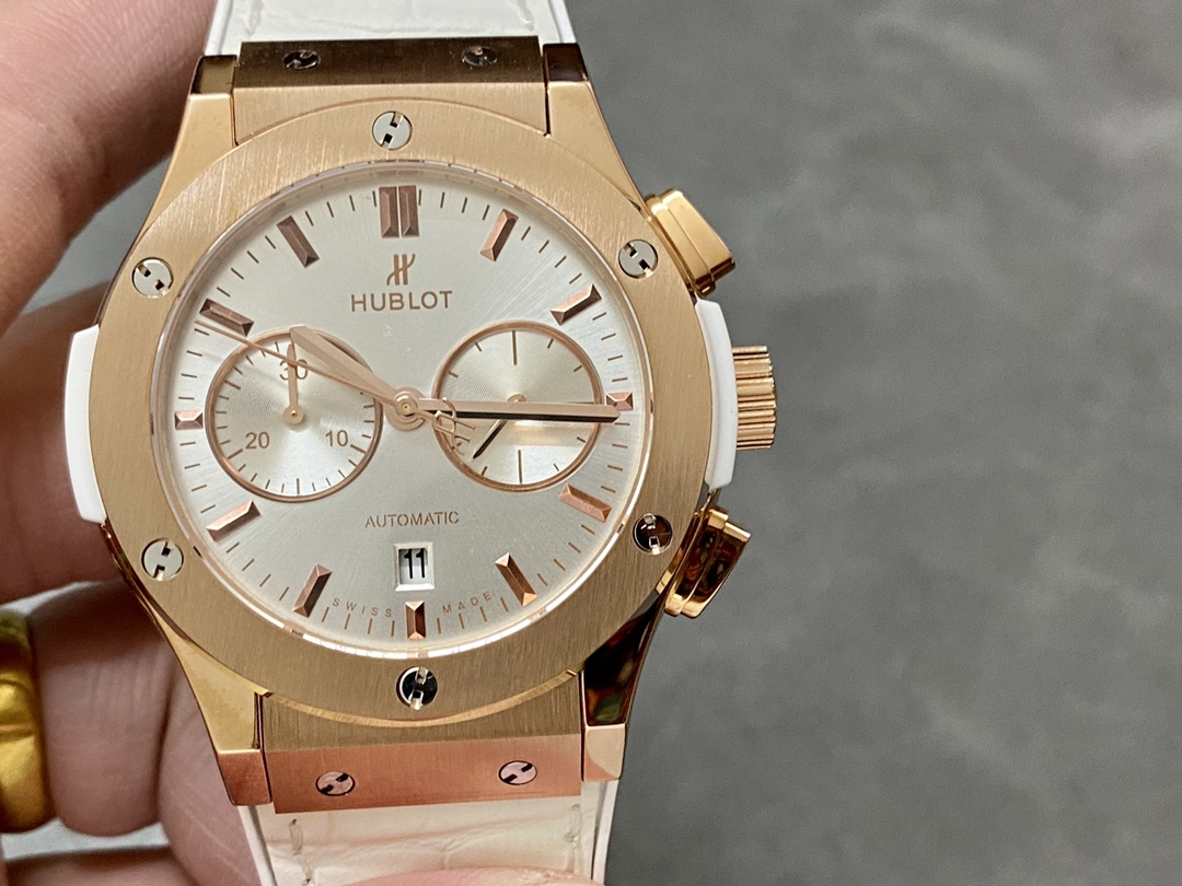 Hublot Classic Fusion 521.NX.1170.RX 45MM Mens
