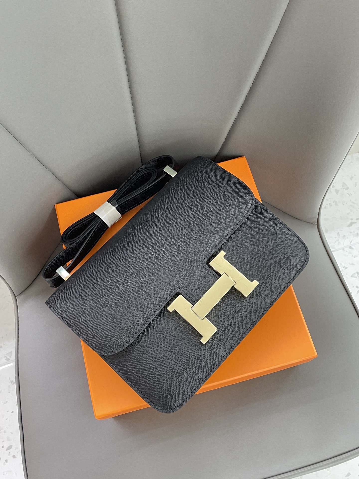 Hermes Constance Mini 19-24