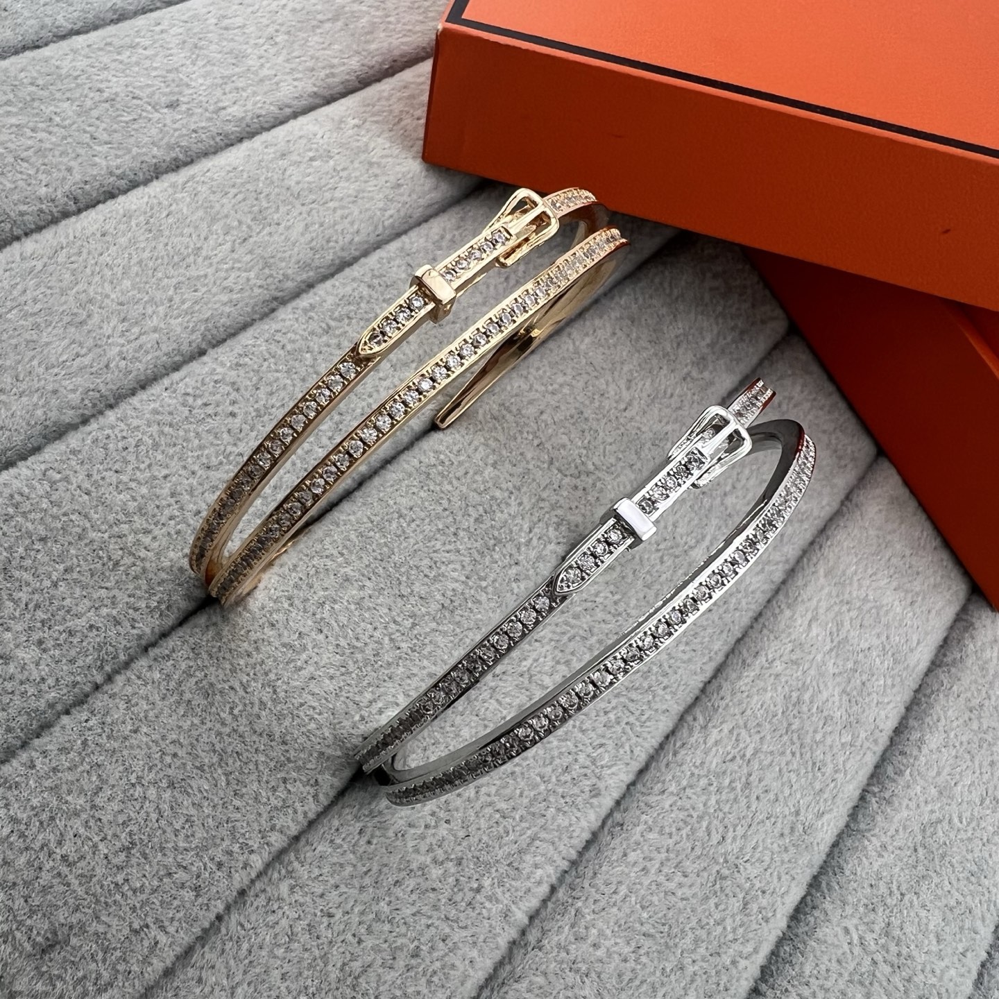 Diamond-set open double-ring bracelet - Artisantouchss