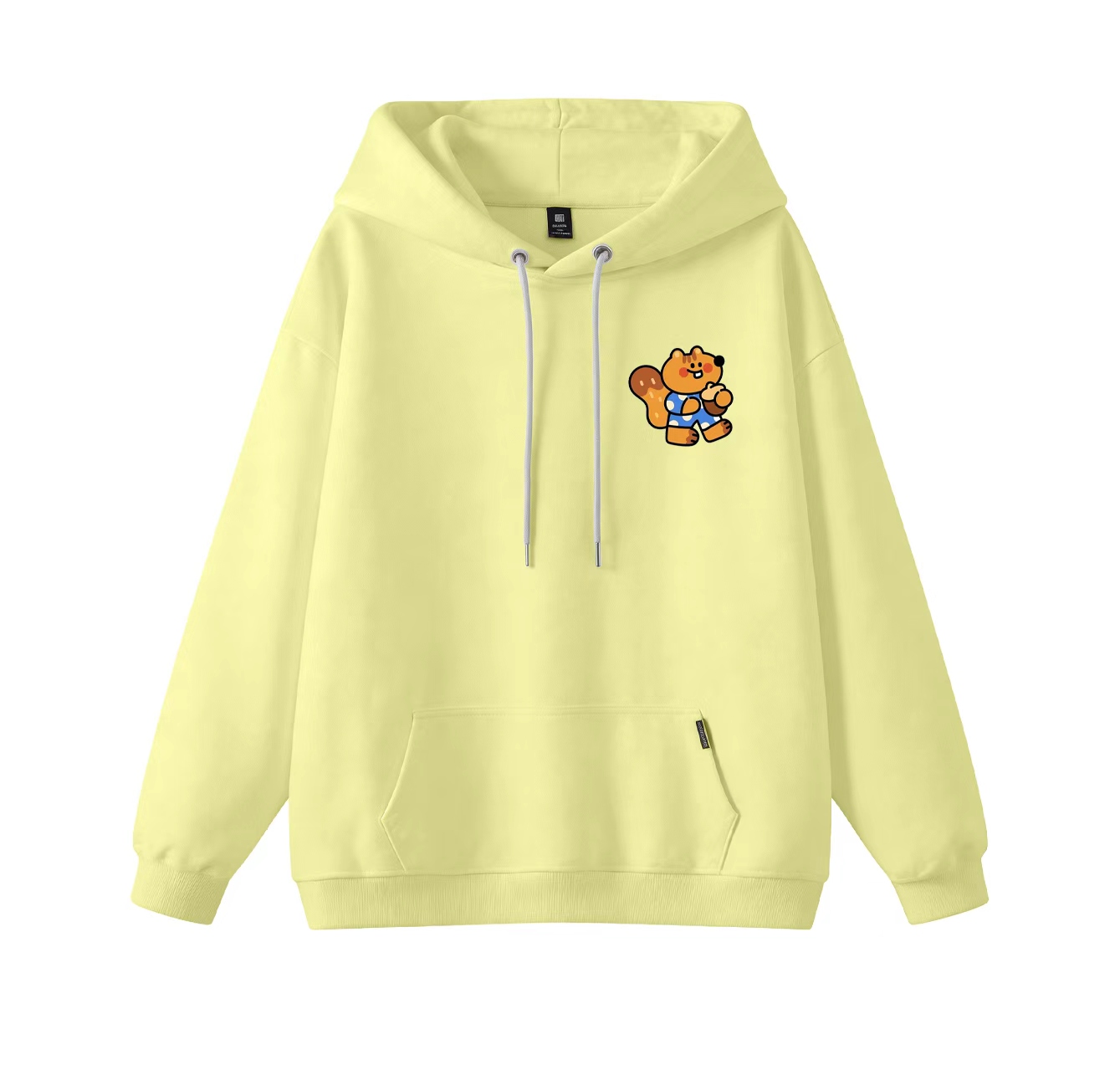 This adorable hooded sweatshirt features a squirrel eating a pine cone and is a casual pullover. Its stand-up collar also makes it an ideal choice for winter wear.