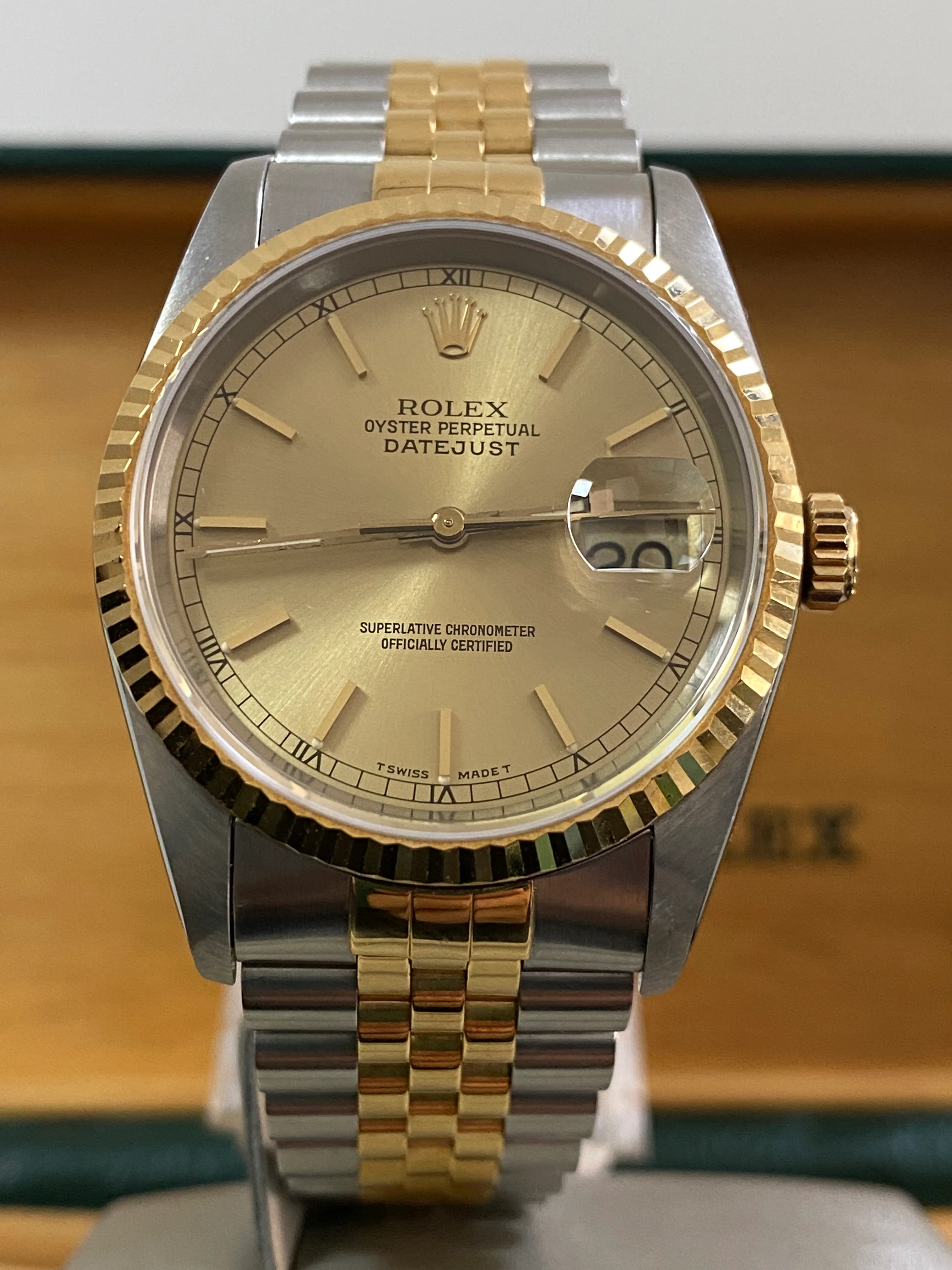 Rolex Steel and Yellow Gold Datejust 36 - Fluted Bezel - Champagne Index Dial - Jubilee Bracelet - 16233