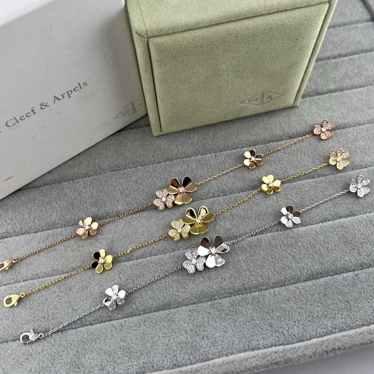 Clover and five-petal diamond bracelet - Artisantouchss
