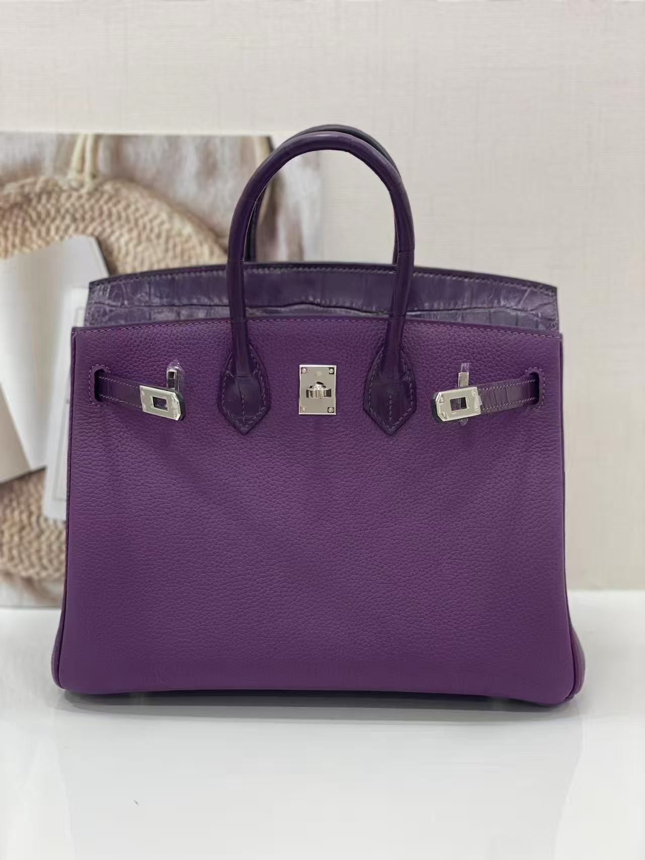 Hermès Birkin Violet  30-35cm  gold clasps Crocodile skin customization