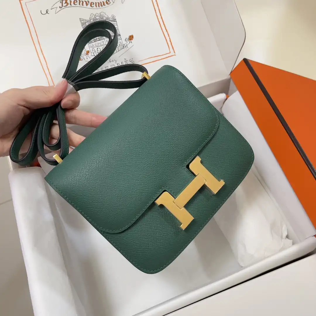 Constance 19 - Artisantouchss