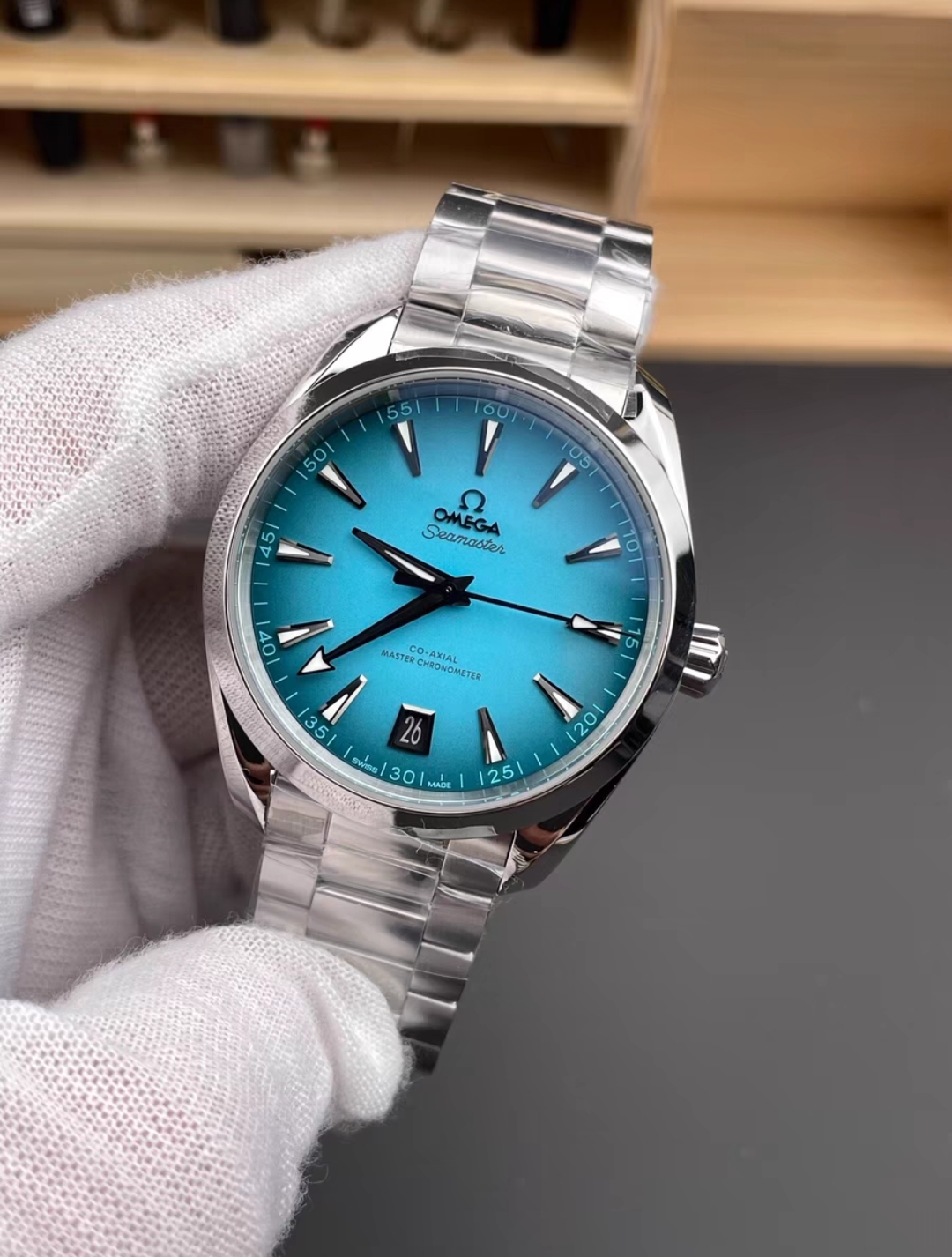 OMG Watch detail 2