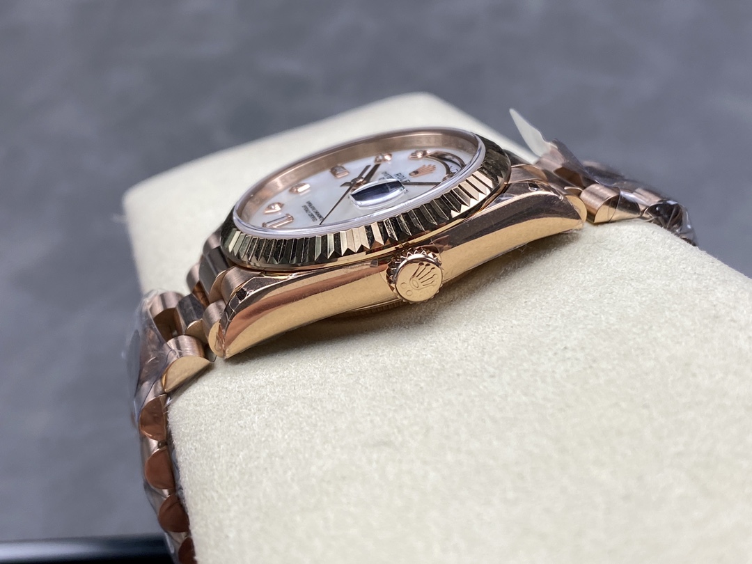 Rolex Day-Date 128235 Everose Gold MOP Dial 36MM Unisex Replica Watch