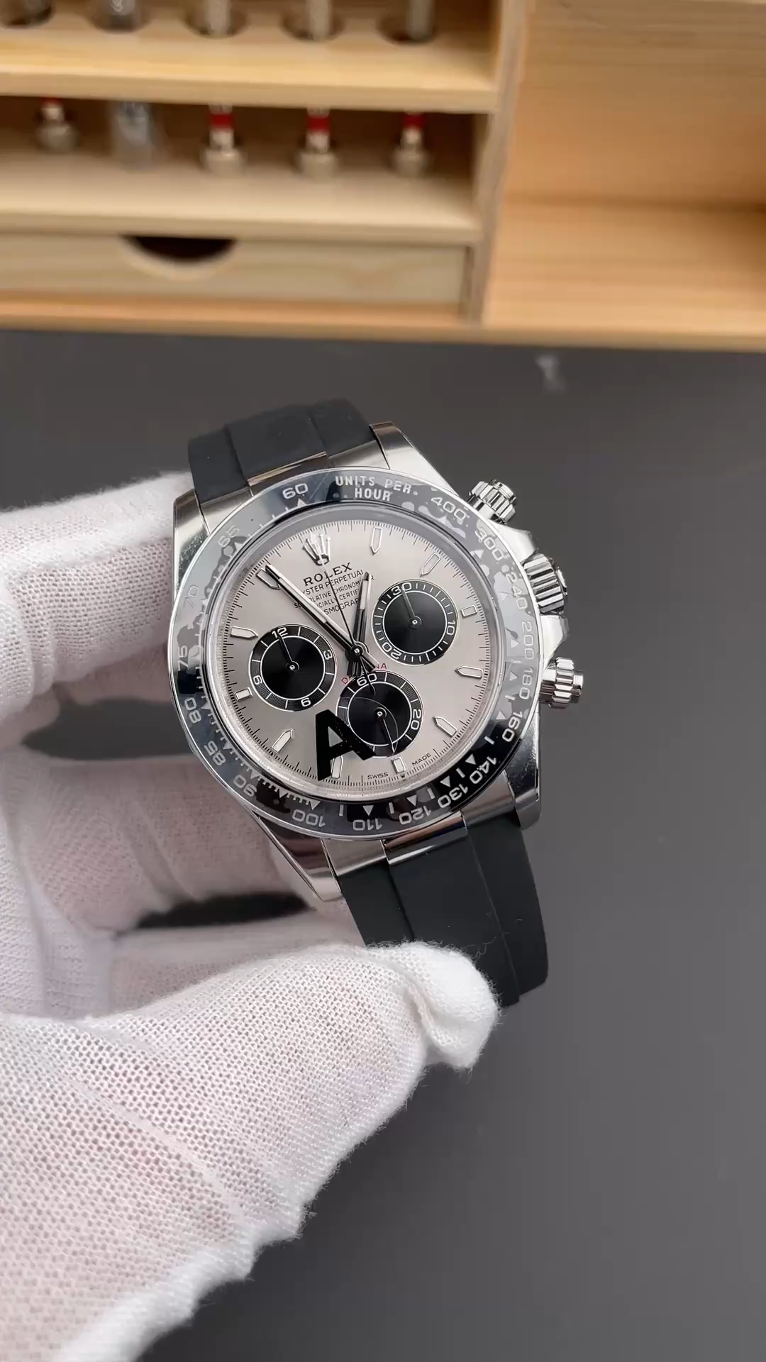 Rolex Daytona 126519LN 0006 40mm Silver Ghost Dial White Gold Oysterflex