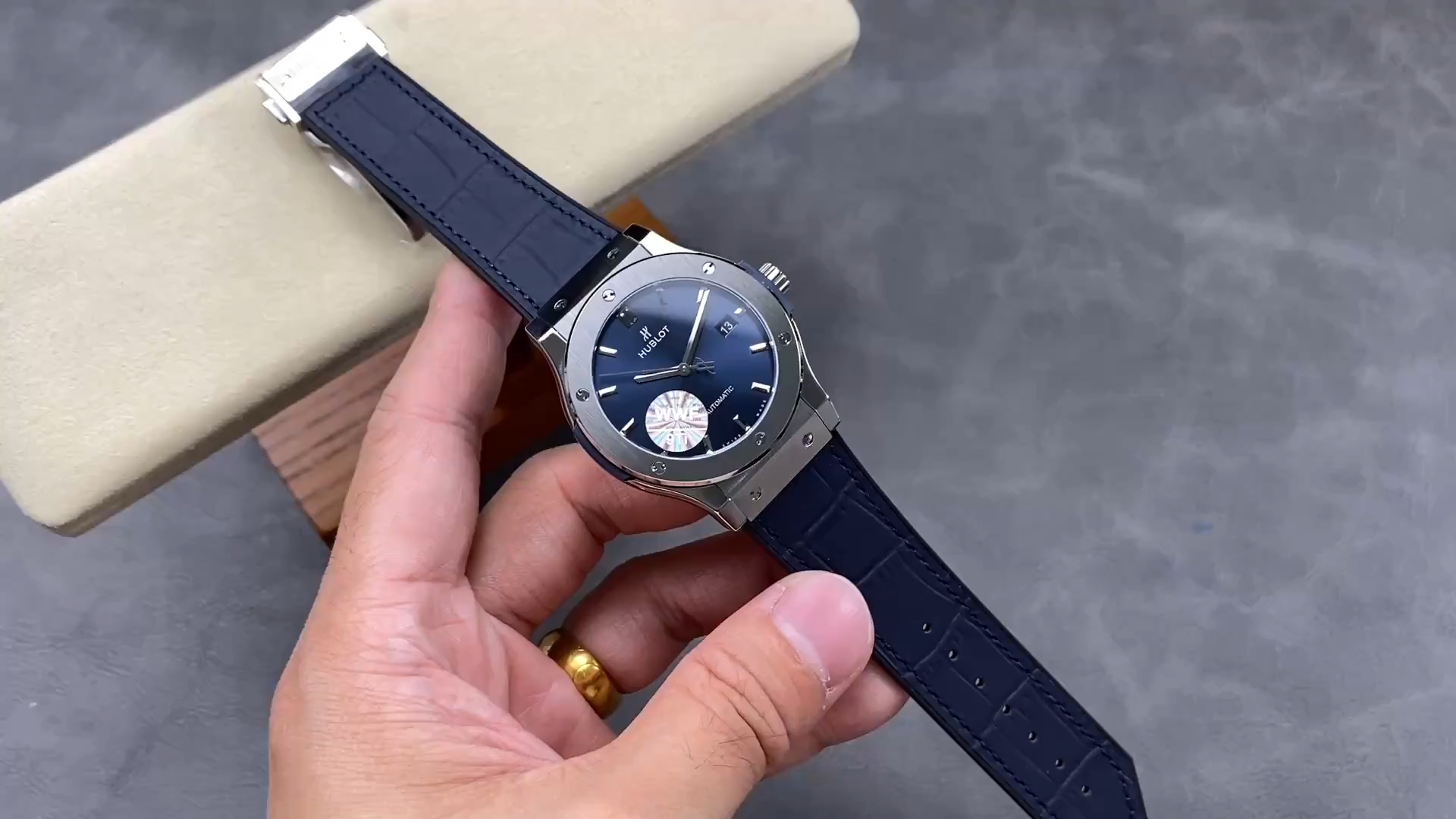 542.NX.7170.LR Hublot Classic Fusion Automatic Blue