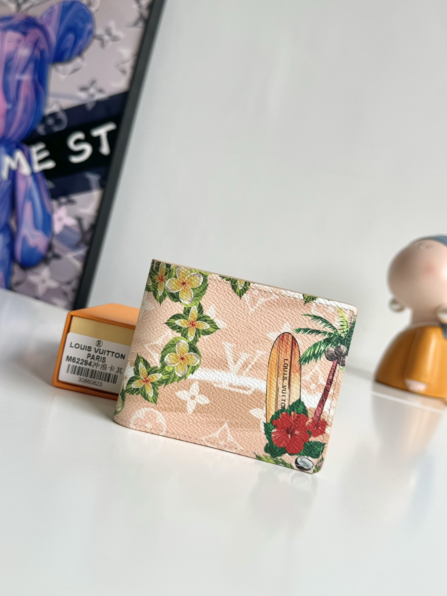 L X V Wallets M62294/M61697（Multiple sizes）
