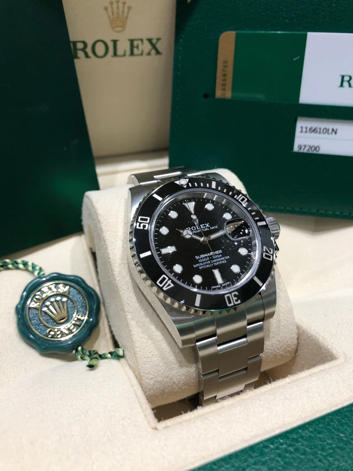 Rolex Submariner Oyster Perpetual Date 40mm 116610LN