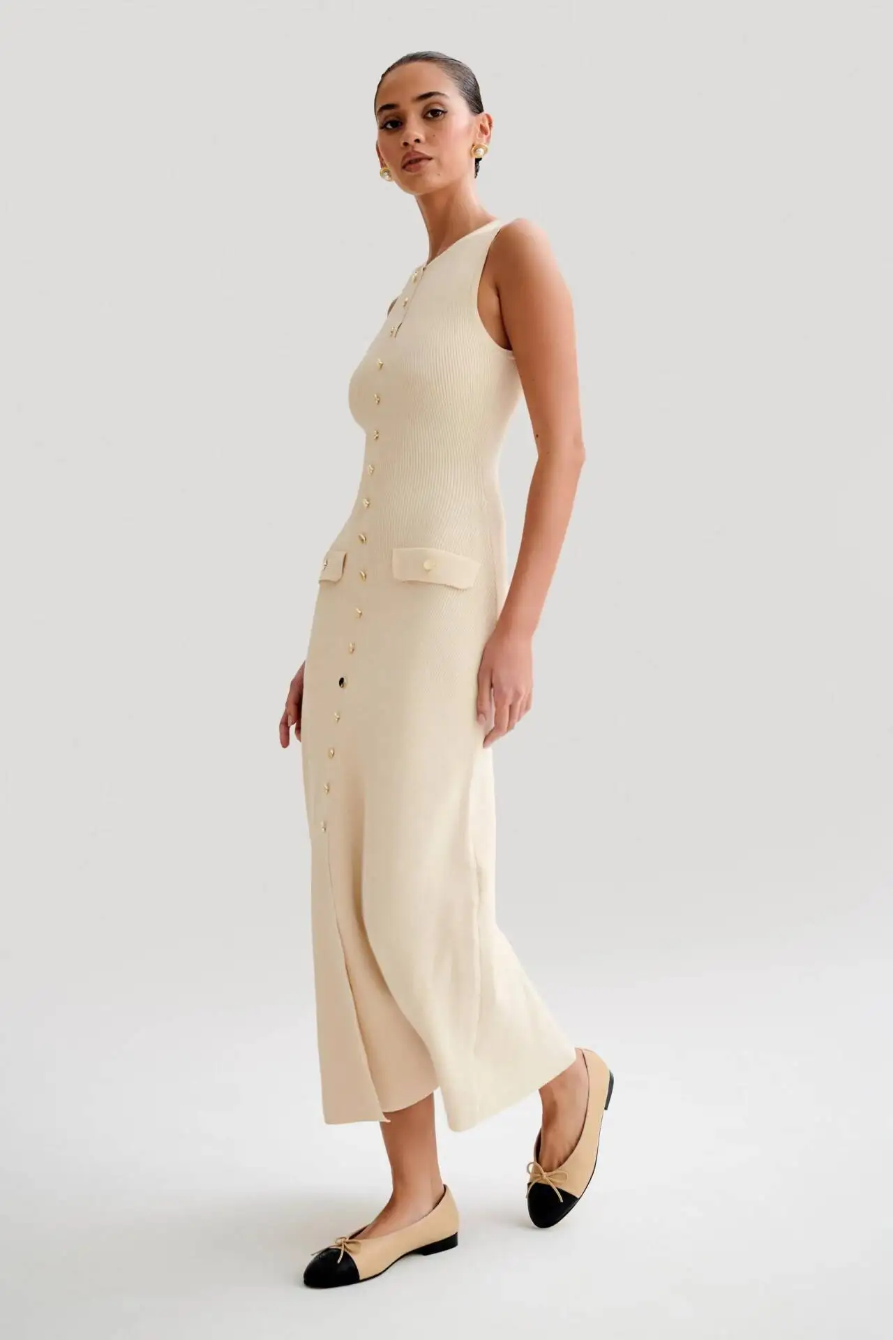 2026 Summer Elegant Lady Knitted Single Breasted Long Dresses Women Solid Sleeveless O Neck Button Bodycon Party Female Vestidos
