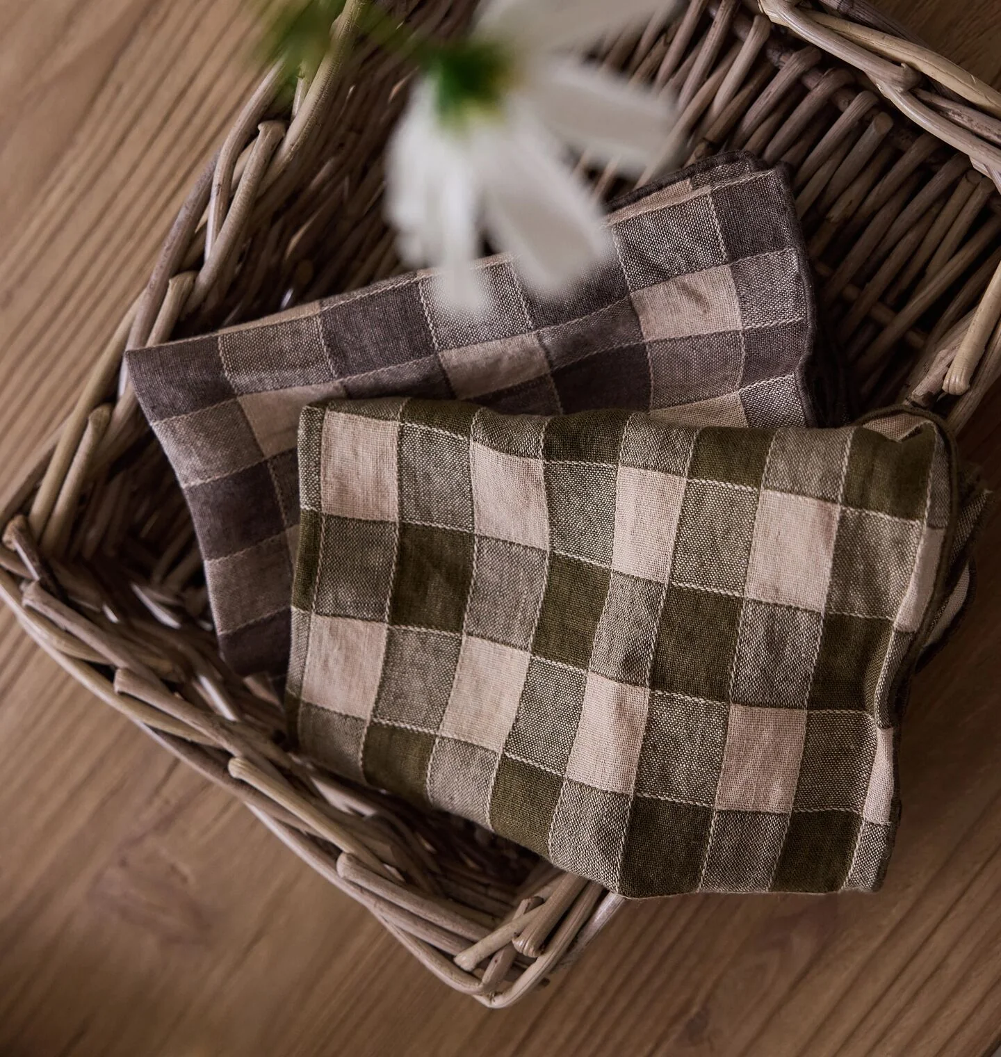 Kubu Rattan Tray