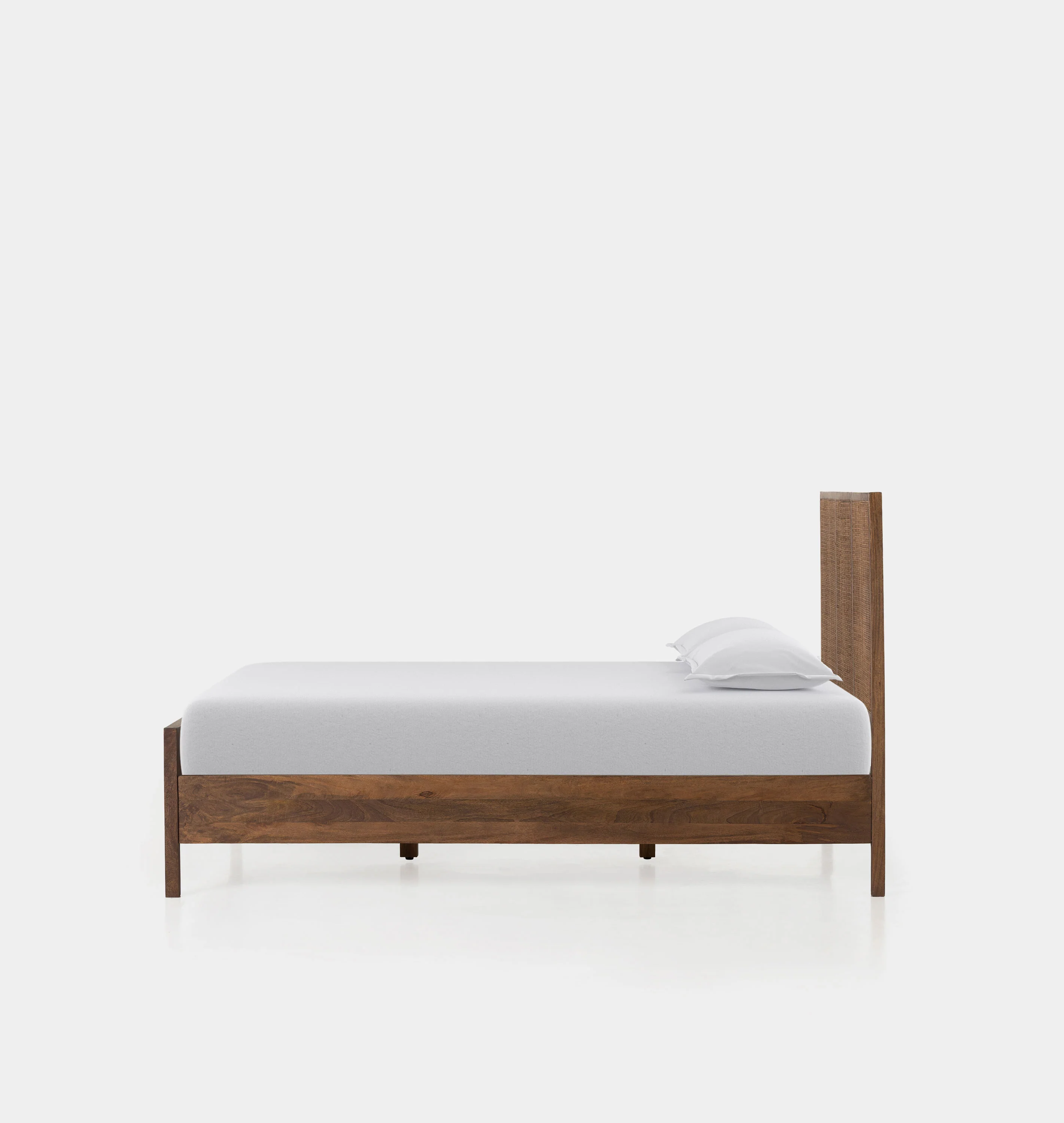 Cobain Bed