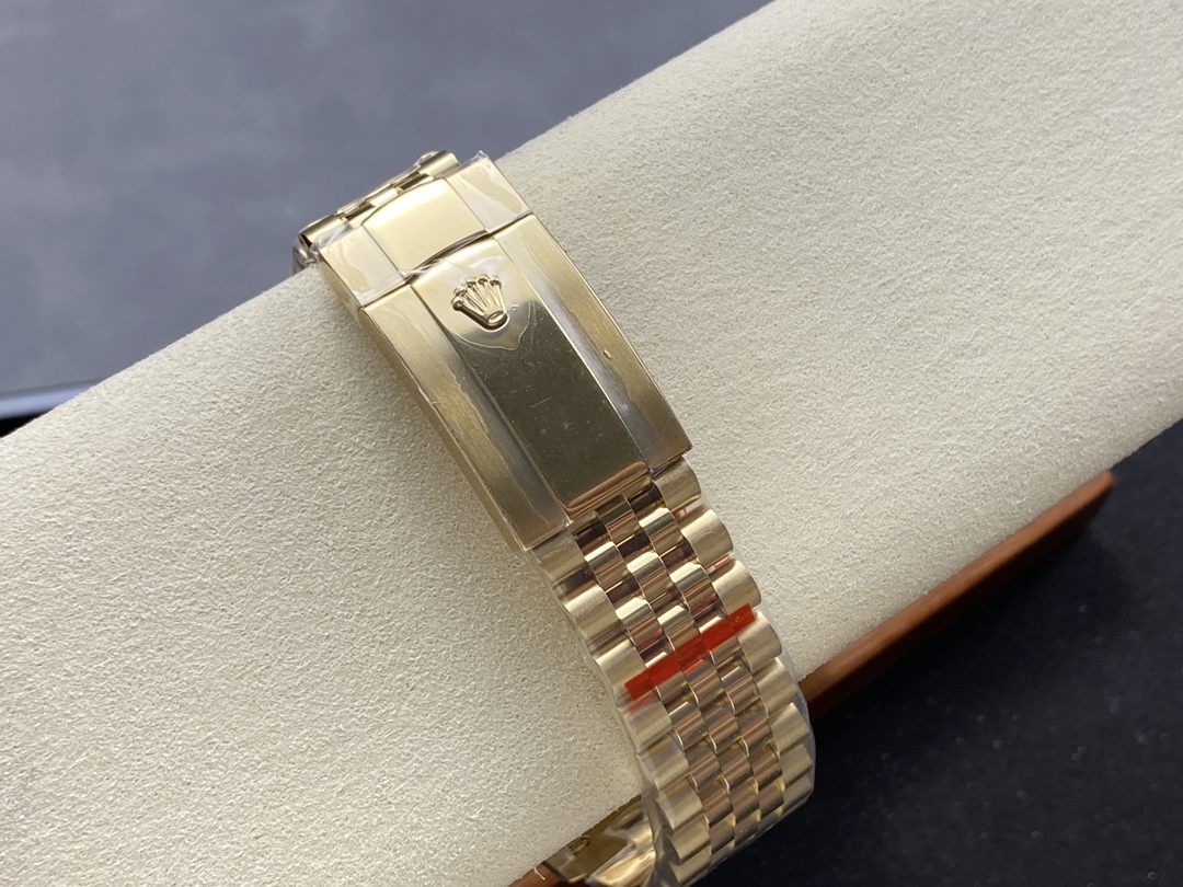 Rolex Sky Dweller 42 Yellow Gold GMT White Dial Jubilee Style M336938 0006 Men's Watch