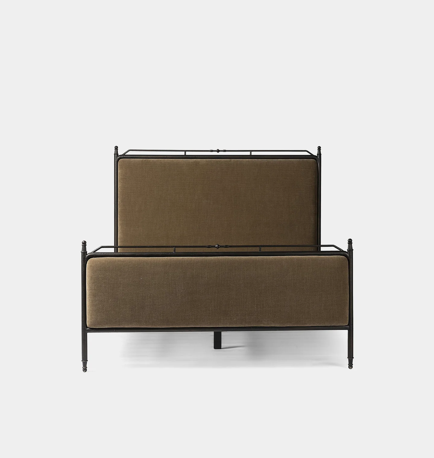 Leyla Bed