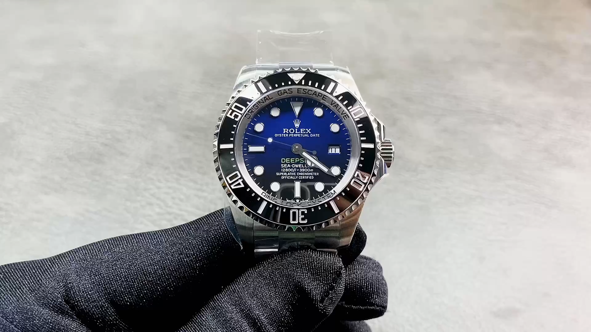 Rolex Sea-Dweller Deepsea 116660 Stainless Steel D-Blue Dial 44MM Mens Replica Watch