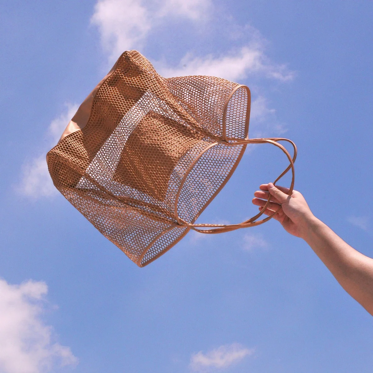 Mesh Beach Tote Lavender