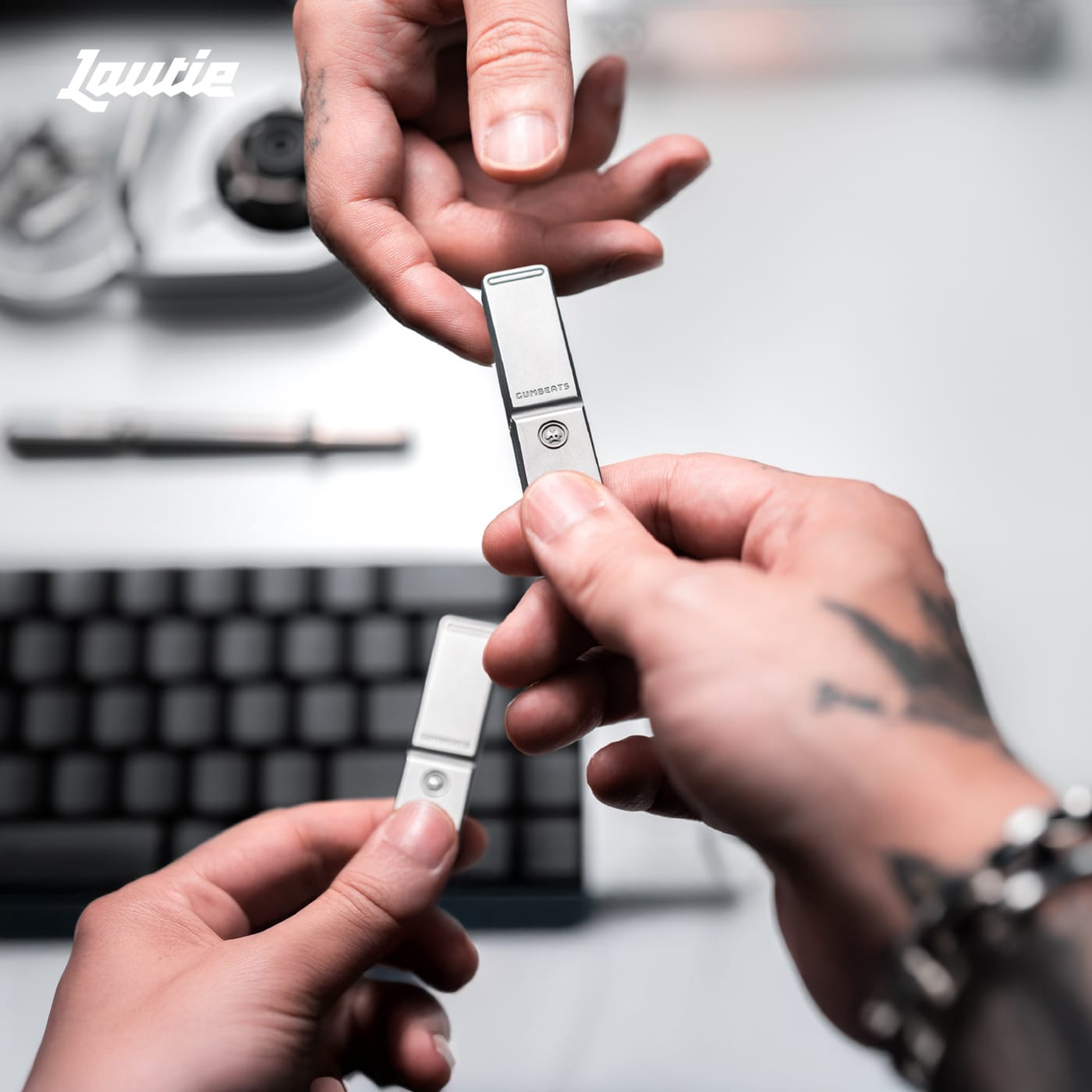 LAUTIE Gumbeats Clicker Magnetic Fidget Toy