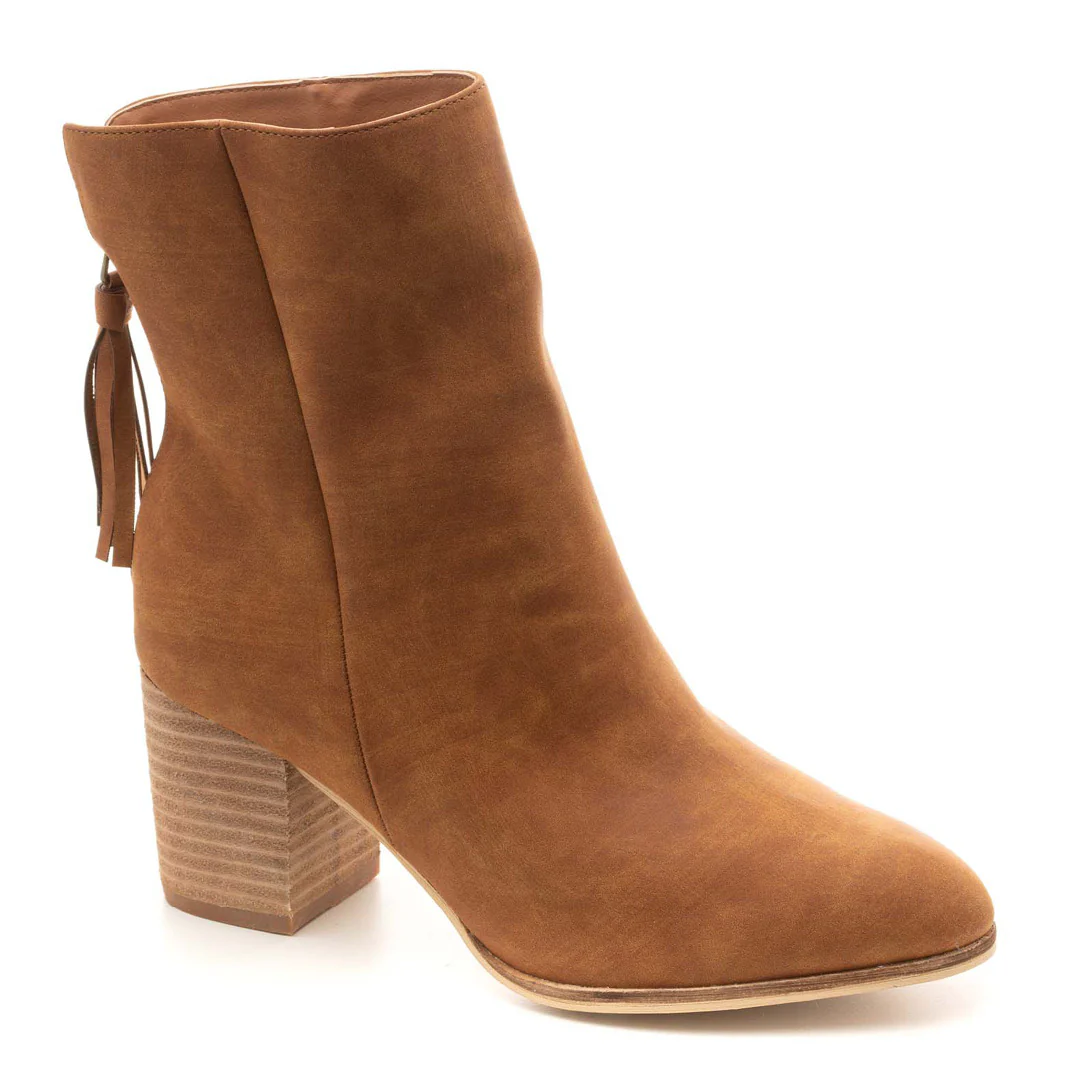 Boujee Boots 鈥?Cognac Smooth