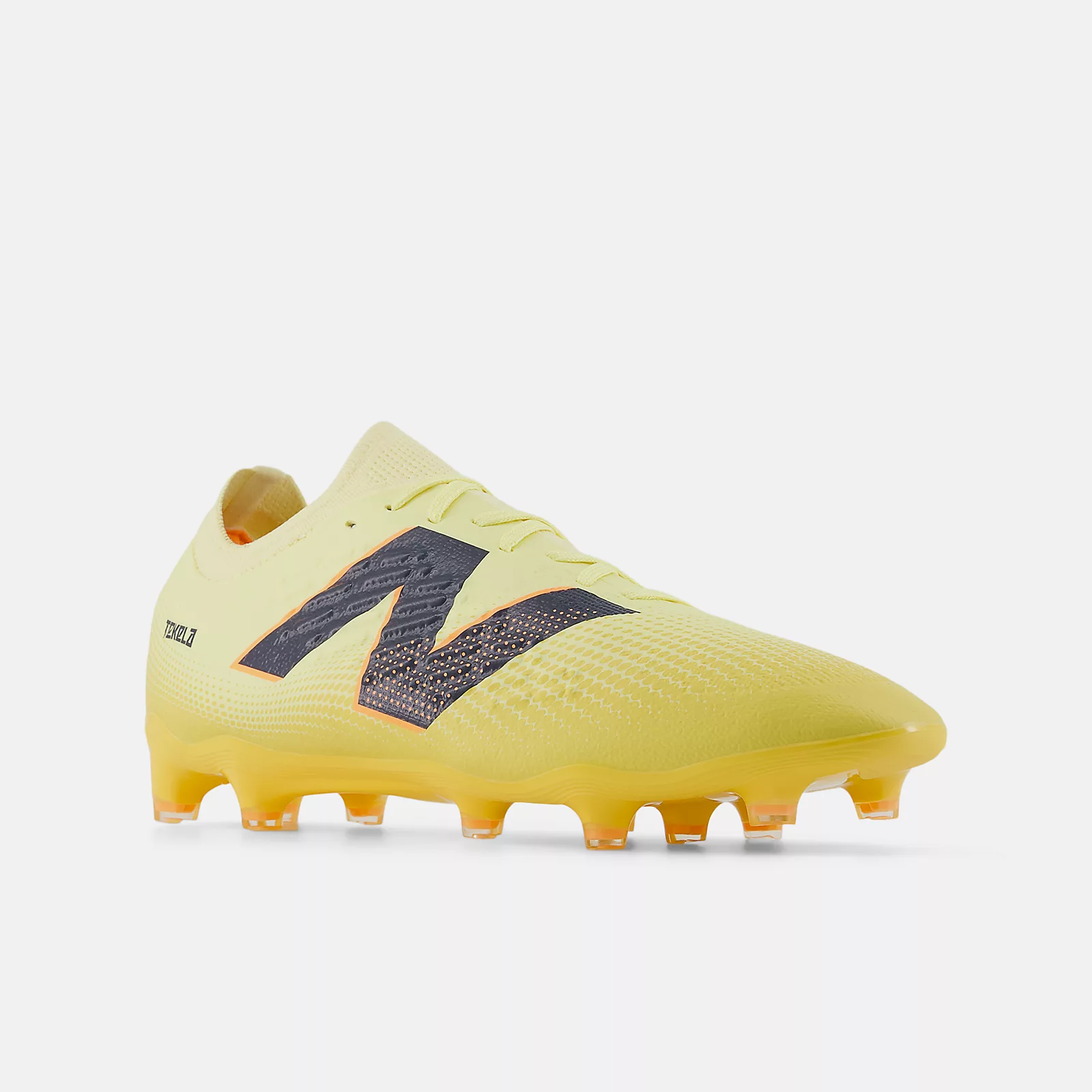 TEKELA MAGIA LOW LACED FG V4+