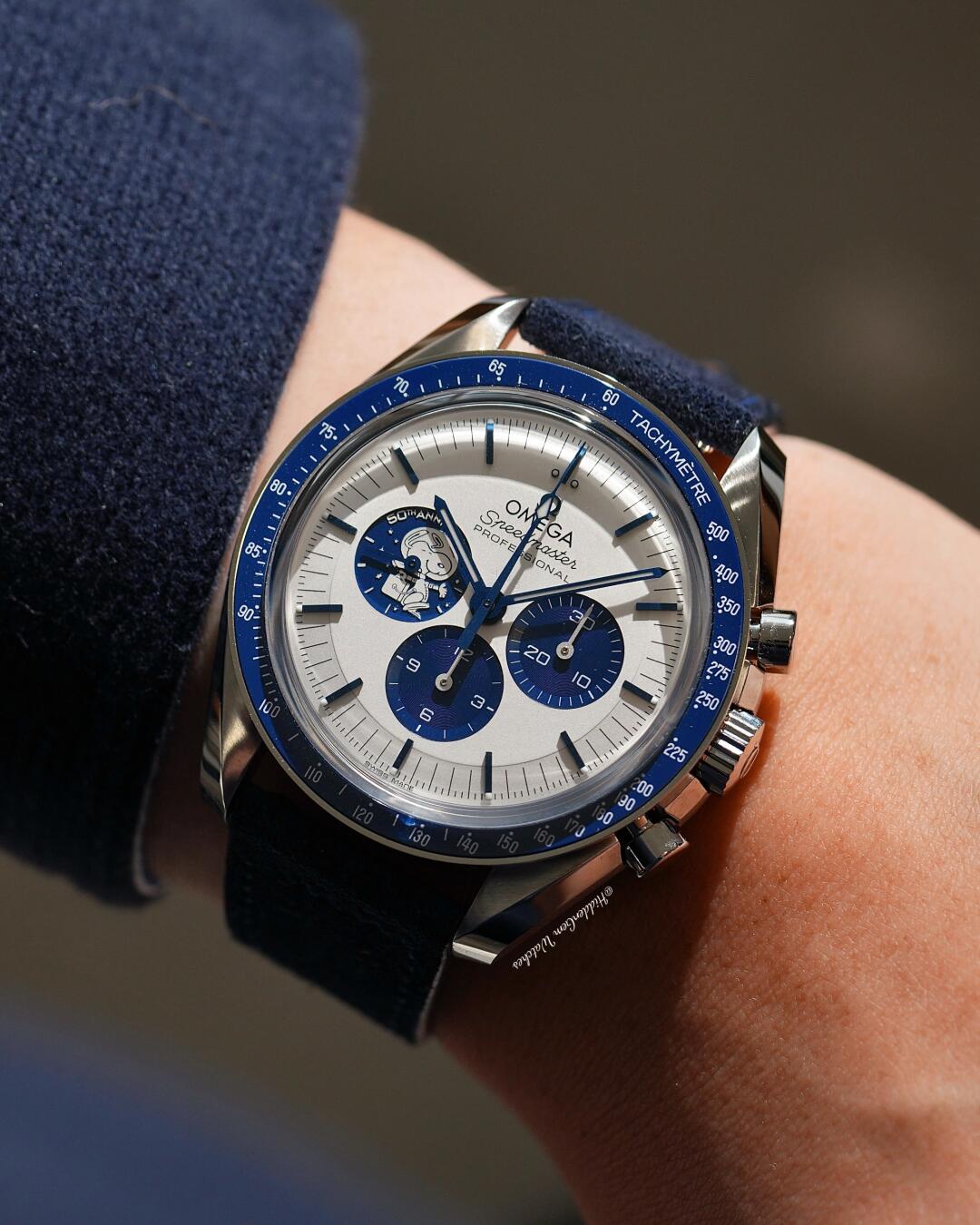 NEW OMEGA Speedmaster “Silver Snoopy Award” Mission Helios 13 50th Anniversary