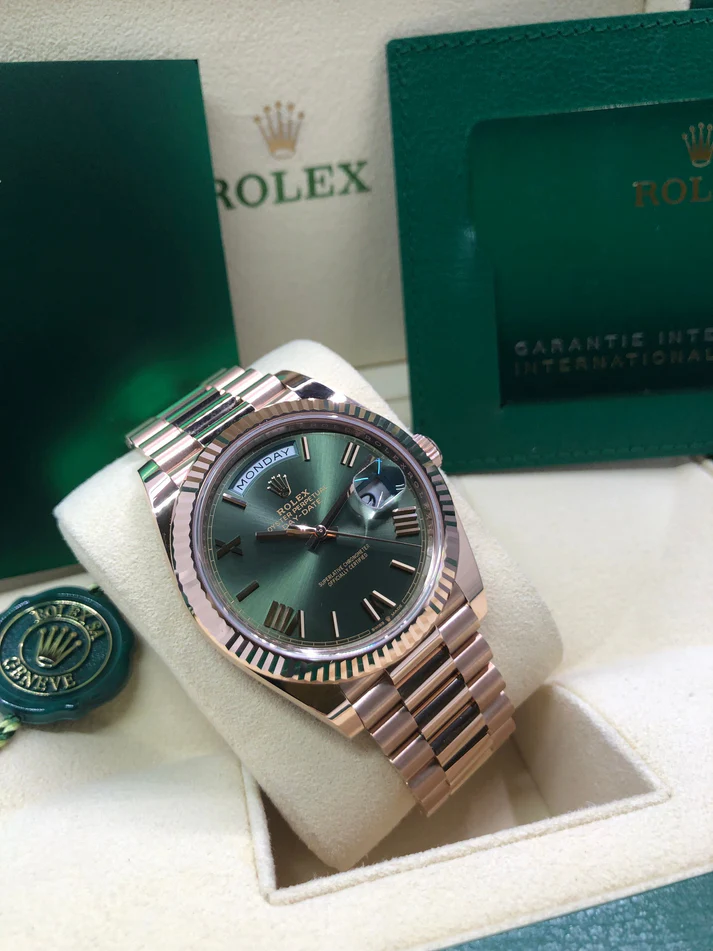 Rolex Day Date 40 18k Everose Gold Olive Green Dial m228235 0025 40mm