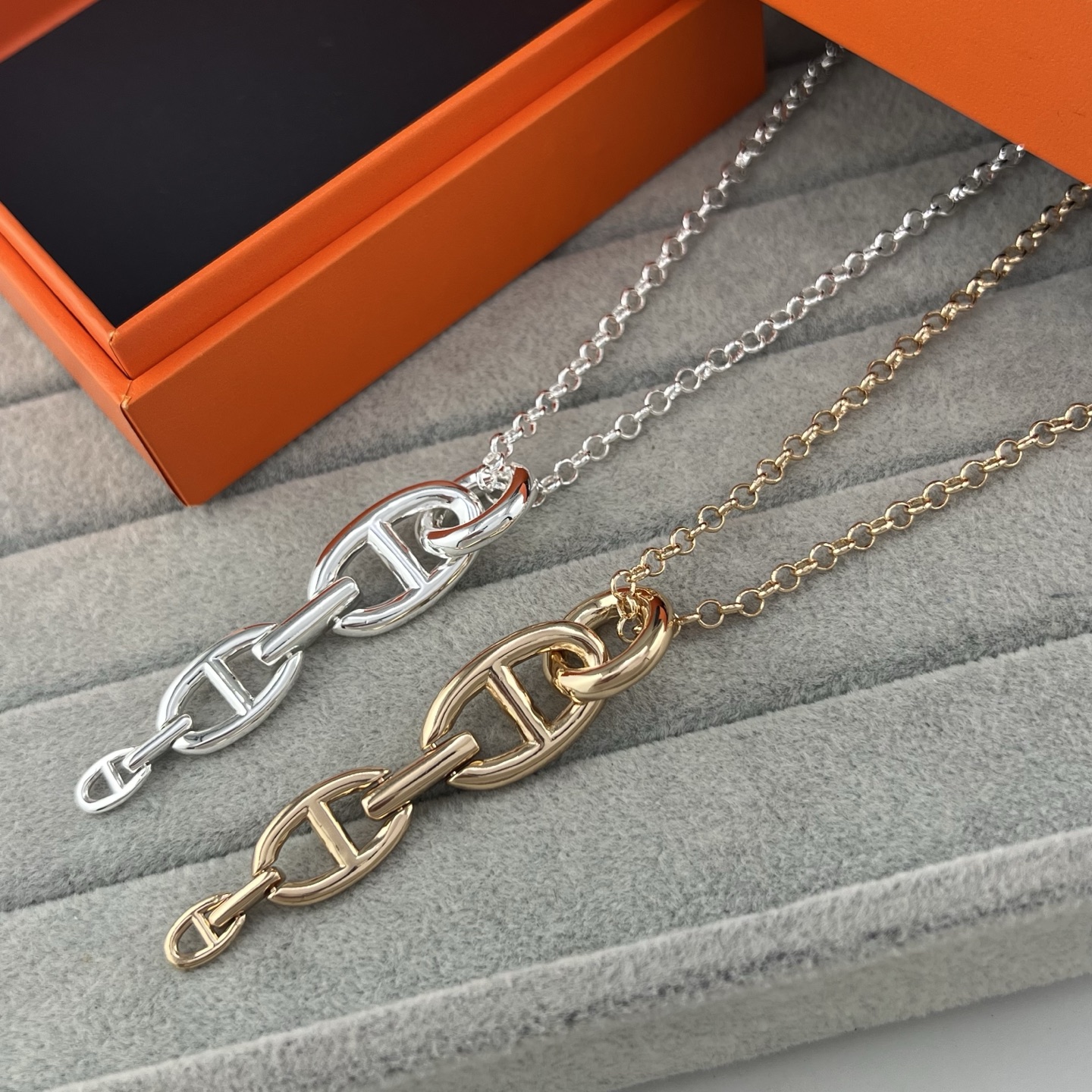 Sweater Necklace - Artisantouchss