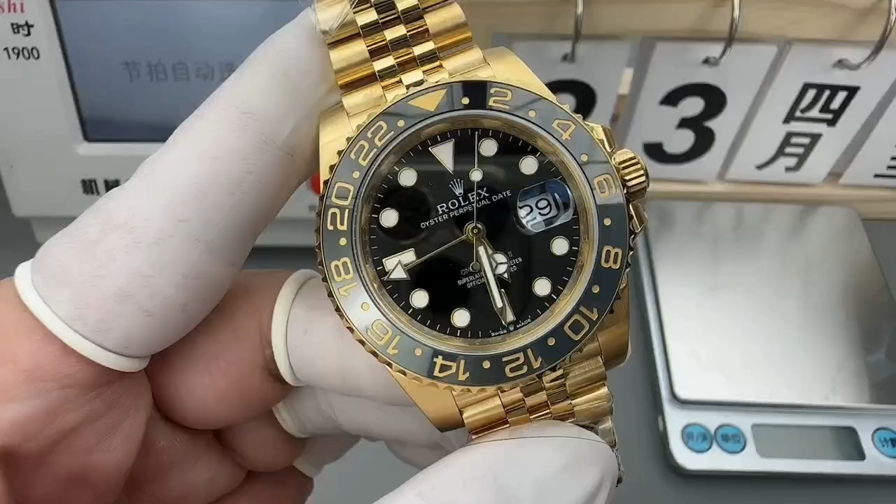 Rolex GMT Master II 40mm m126718grnr 0001 Oyster Bracelet Black Dial Mens Replica Watch