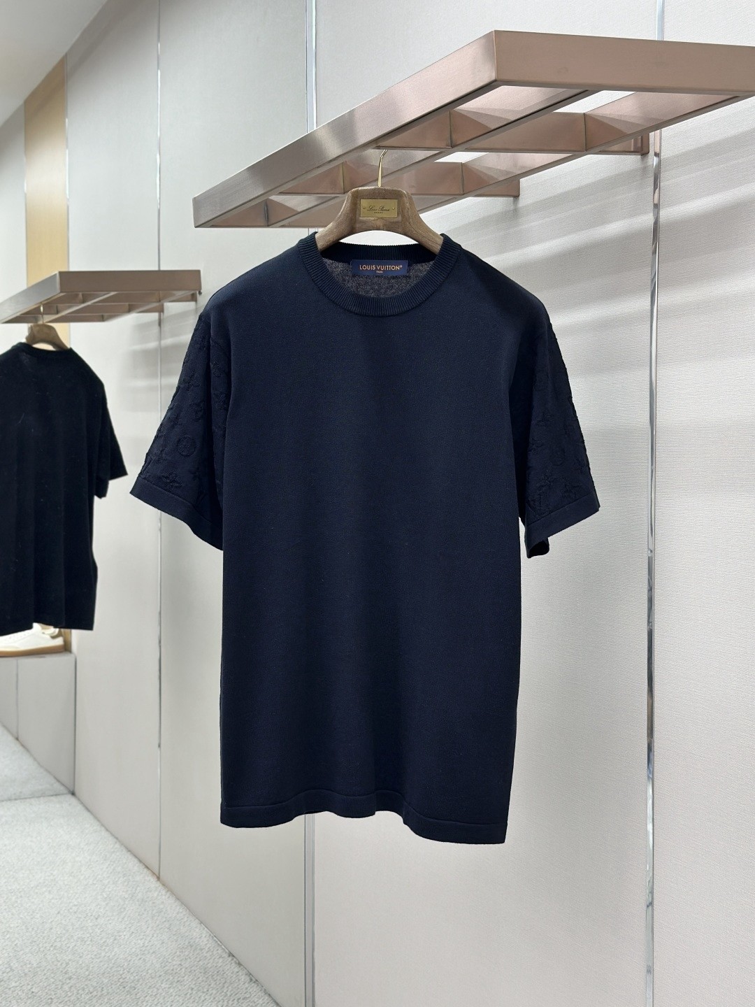 L X V Knitted short sleeve