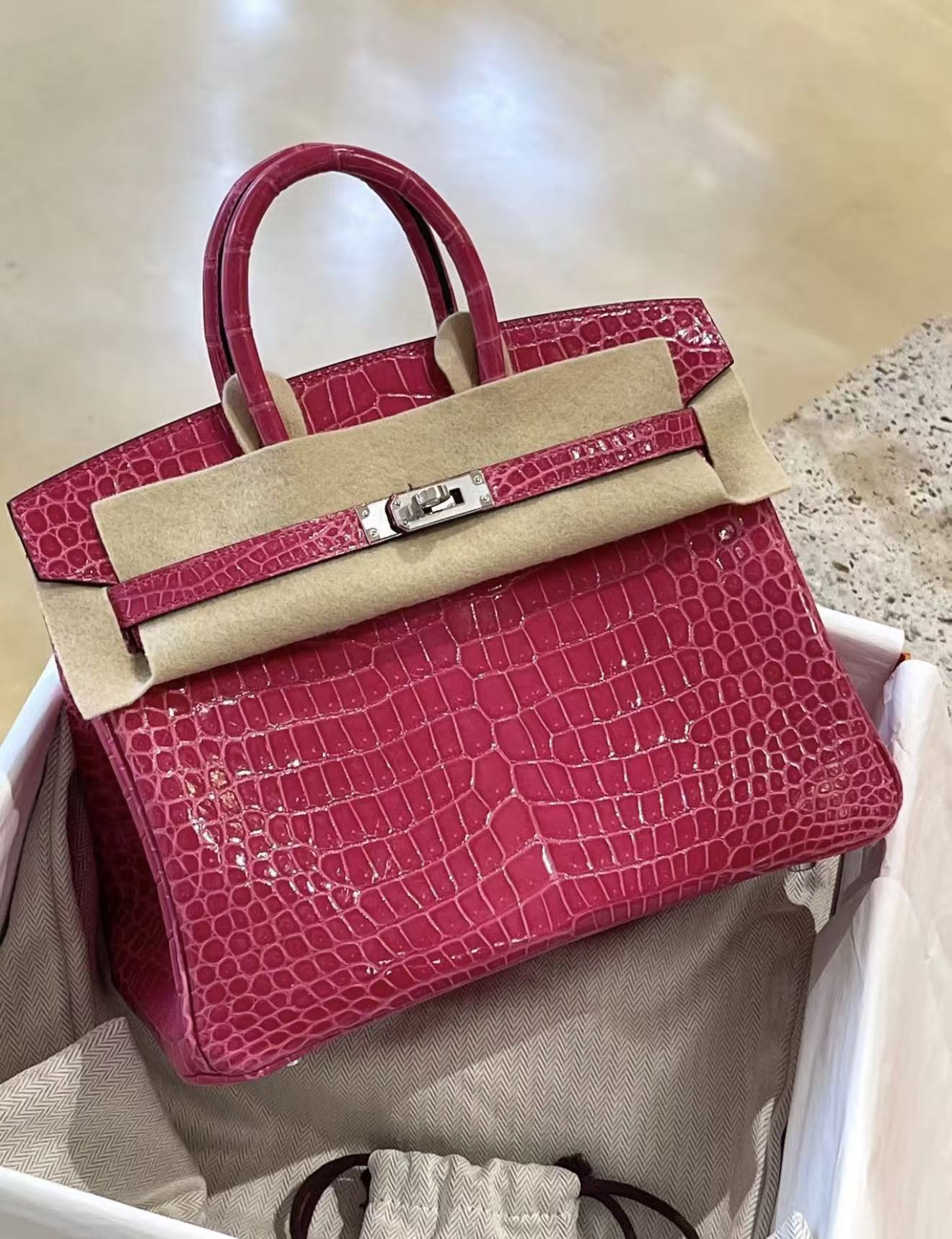Birkin  25-30 Mexican Red Custom Crocodile Leather - Artisantouchss