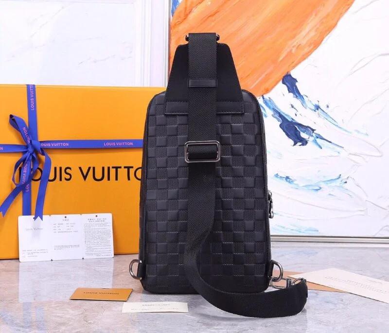 Louis Vuitton Avenue Sling Bag Black N41720