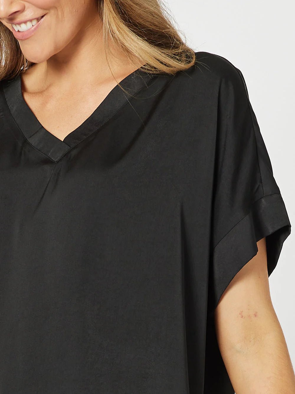 Year Round Breeze Shirt‌