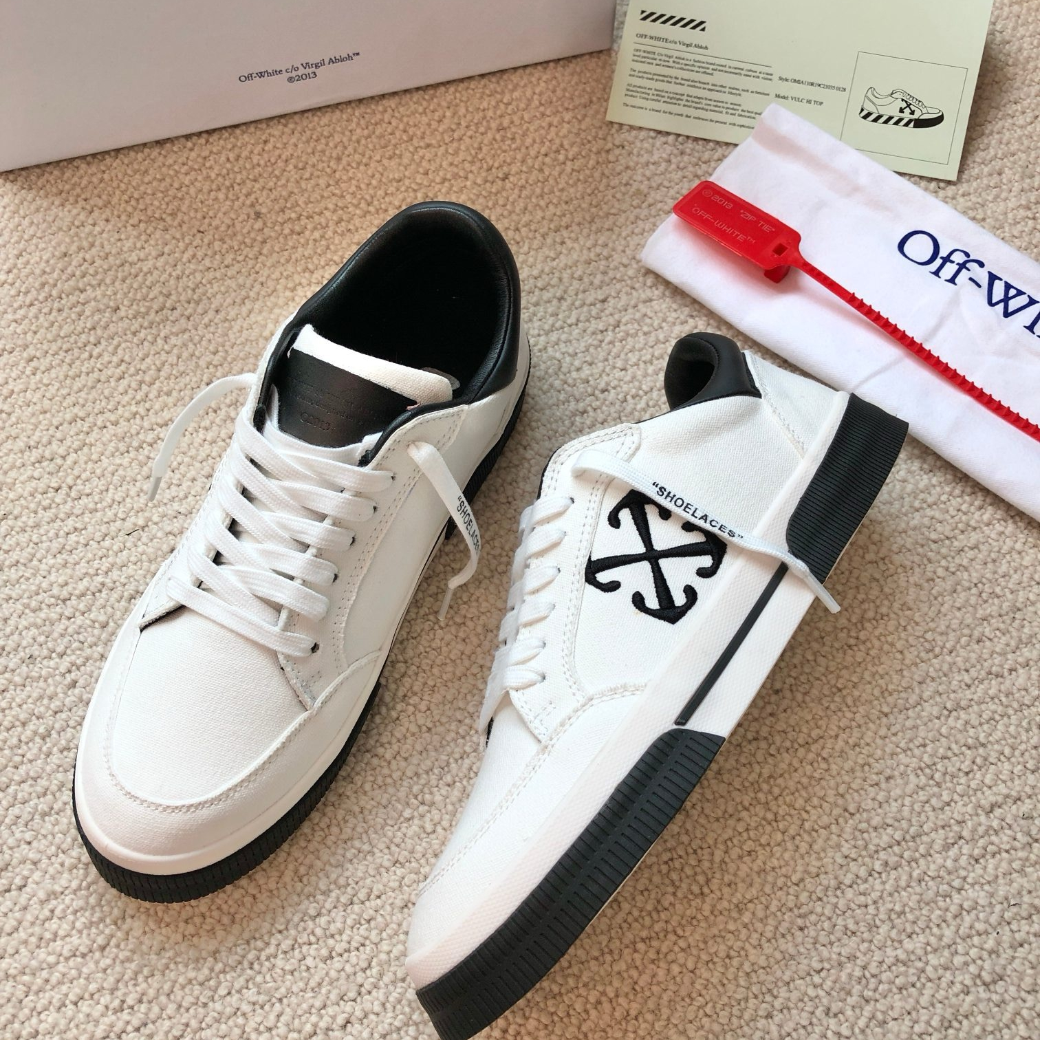 OFF White 2024ss New Low Vulcanized Sneaker Size 36-45
