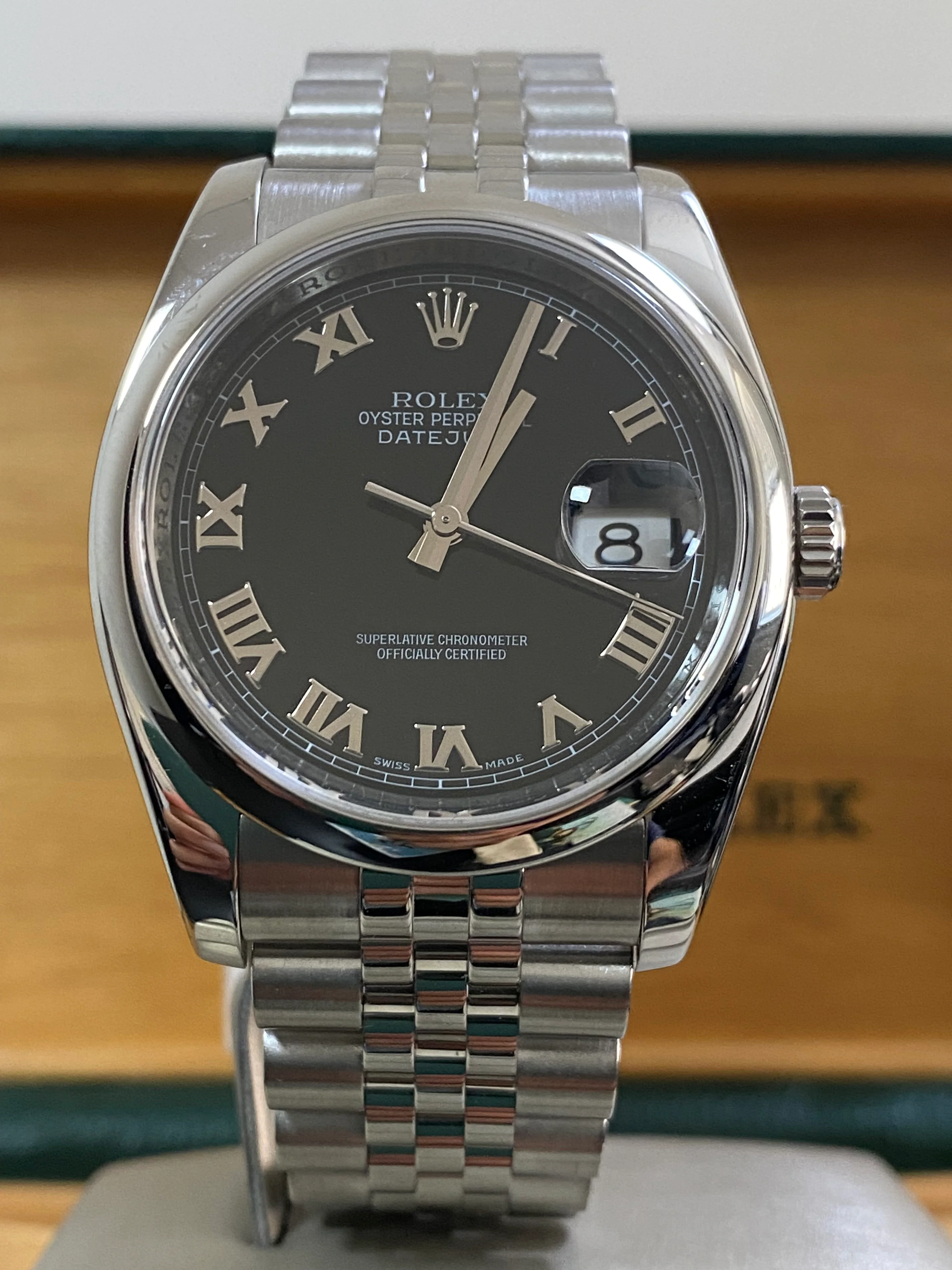 Rolex Steel Datejust 36 - Z serial - Smooth Bezel - Black Roman Dial - Jubilee Bracelet - 116200 *FULL SET*